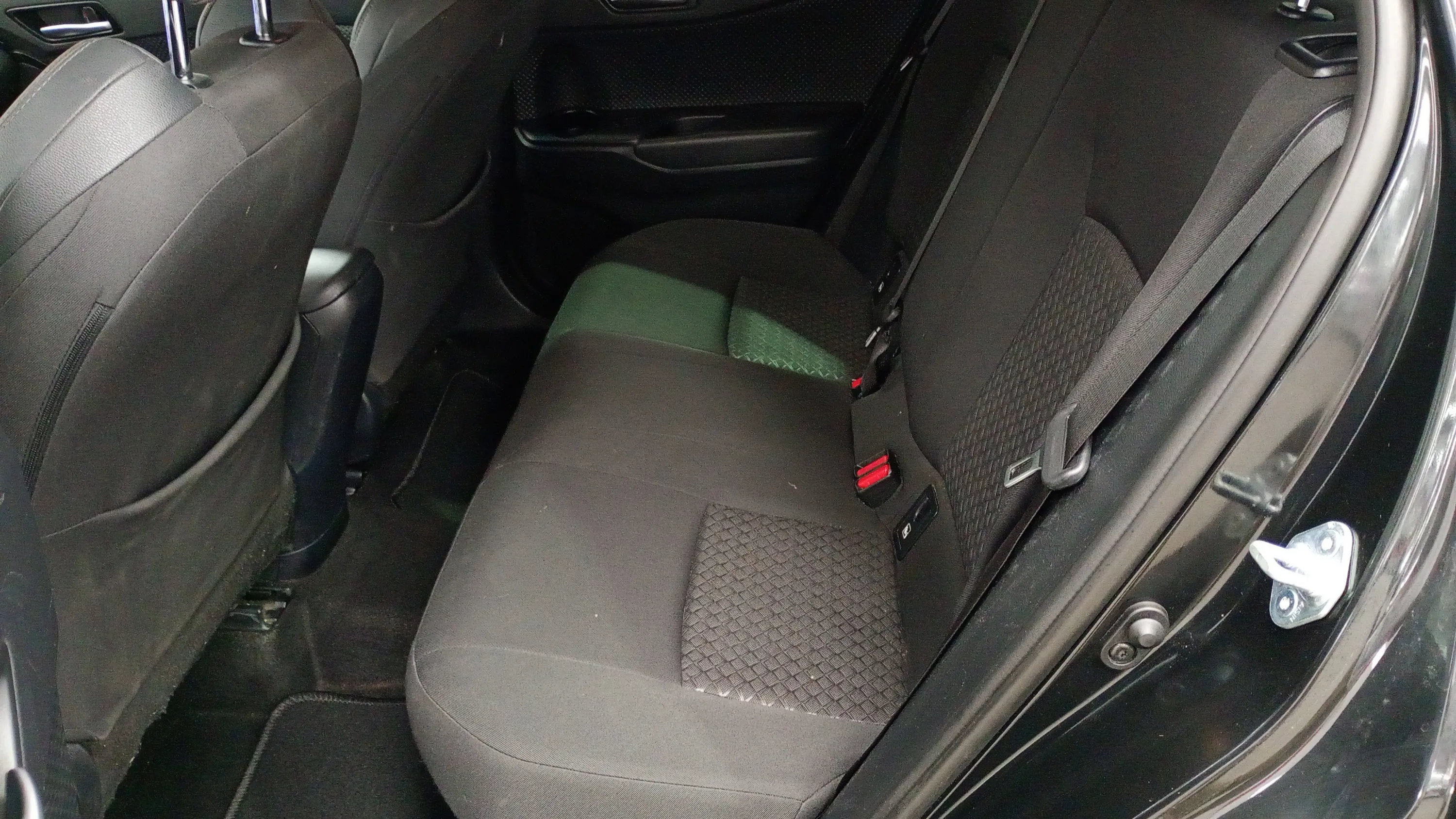 Toyota C-HR 1.8 125H Advance - foto 17