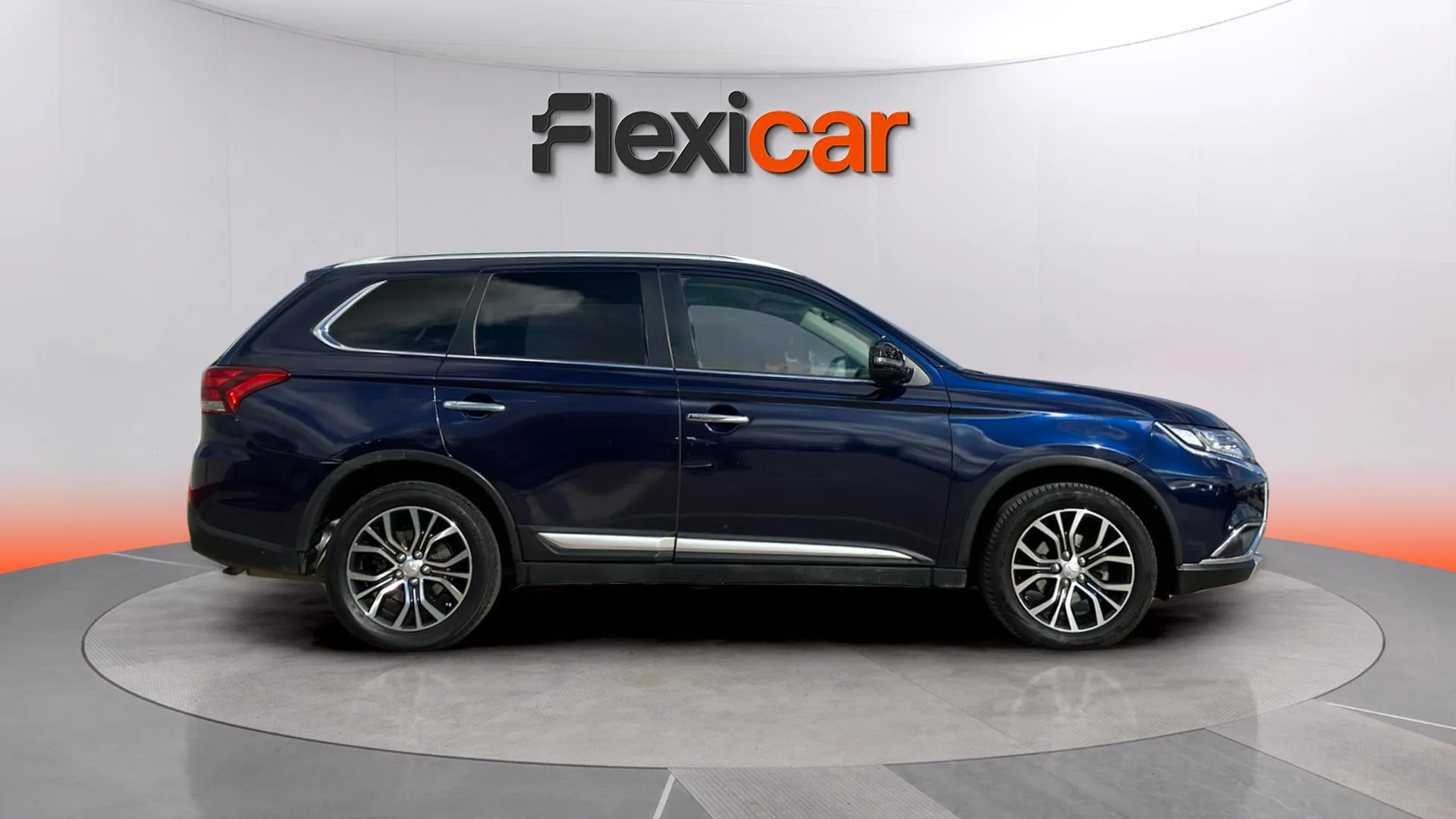 Mitsubishi Outlander 200 MPI Motion CVT 2WD 5 plazas - foto 8