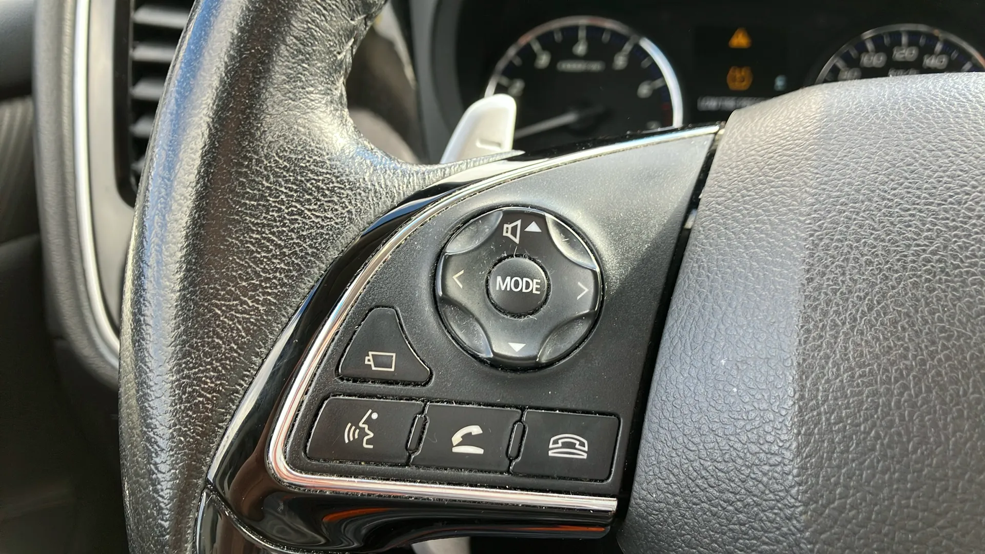 Mitsubishi Outlander 200 MPI Motion CVT 2WD 5 plazas - foto 13