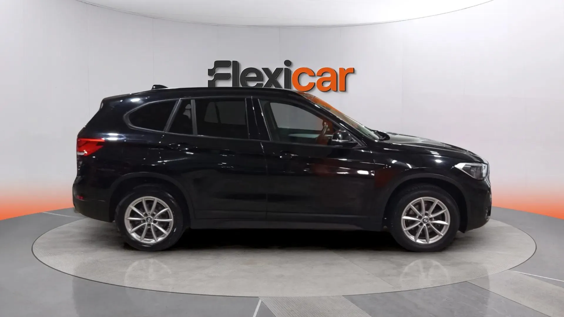 BMW X1 sDrive18d - foto 4