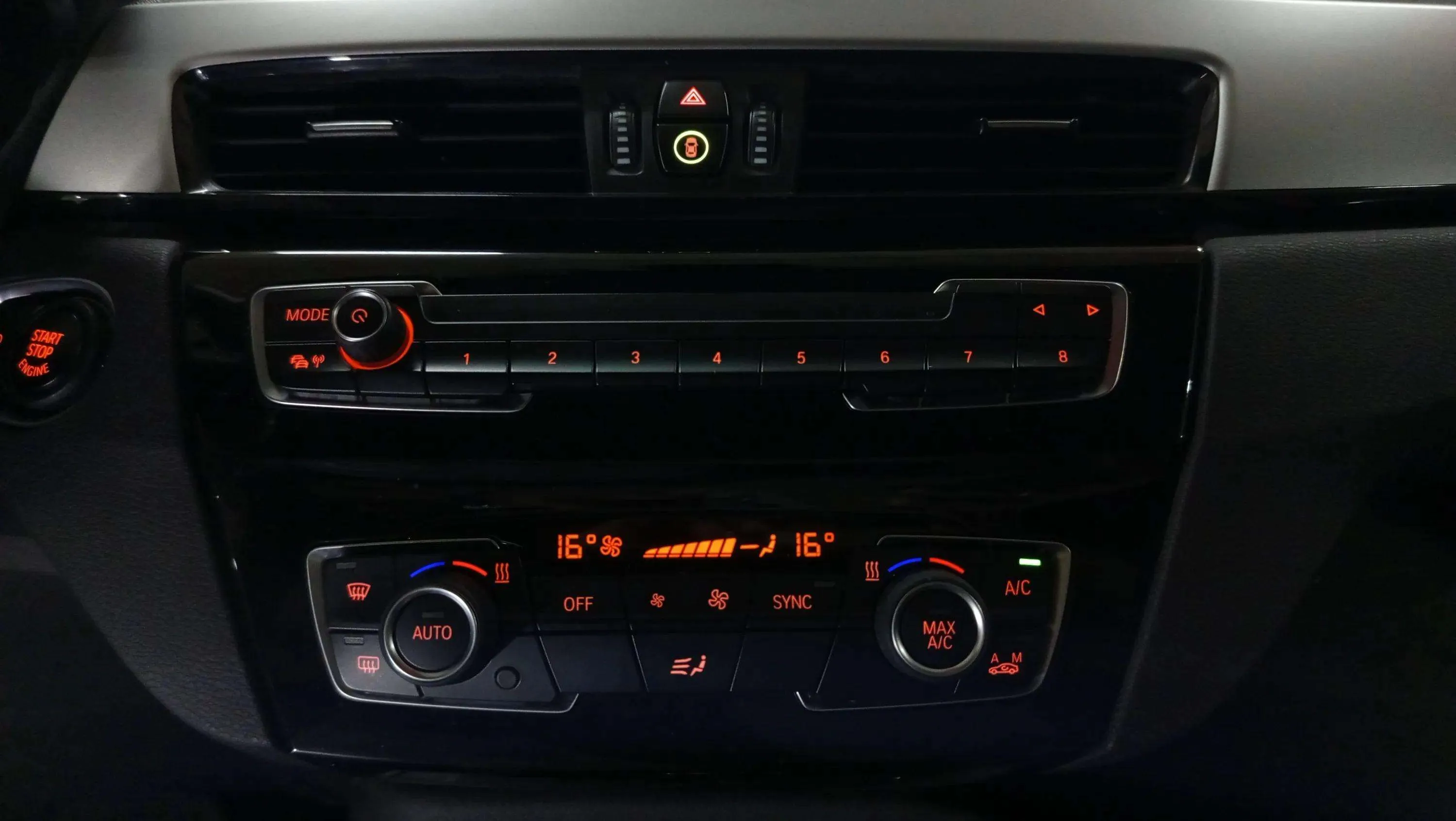 BMW X1 sDrive18d - foto 23