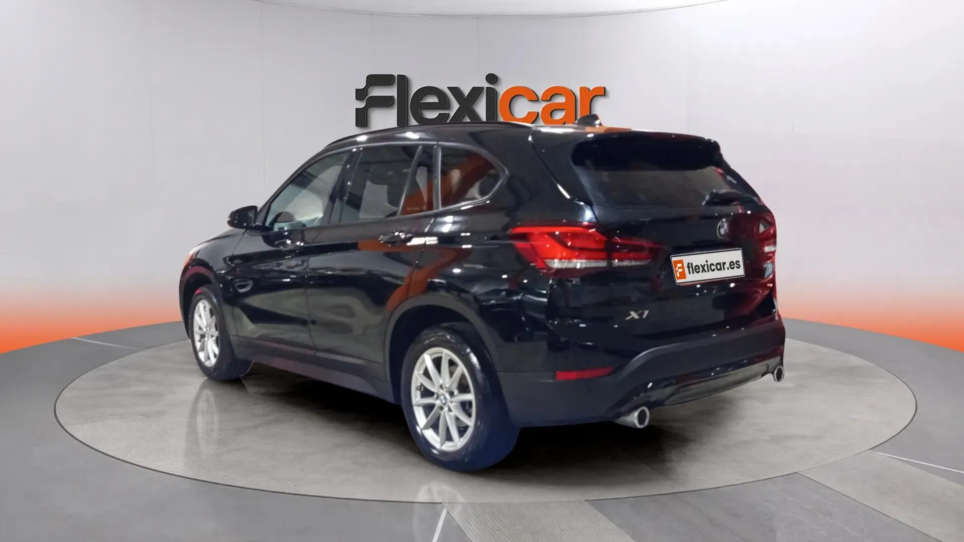 BMW X1 sDrive18d - foto 7
