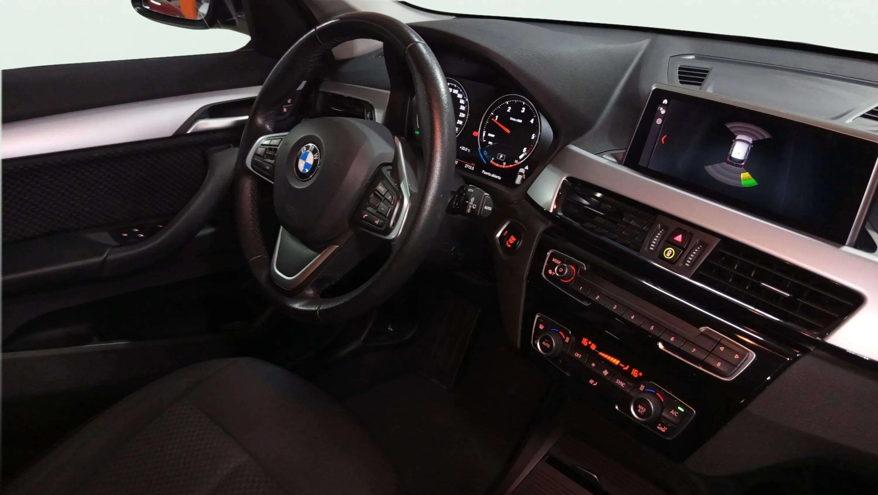 BMW X1 sDrive18d - foto 24