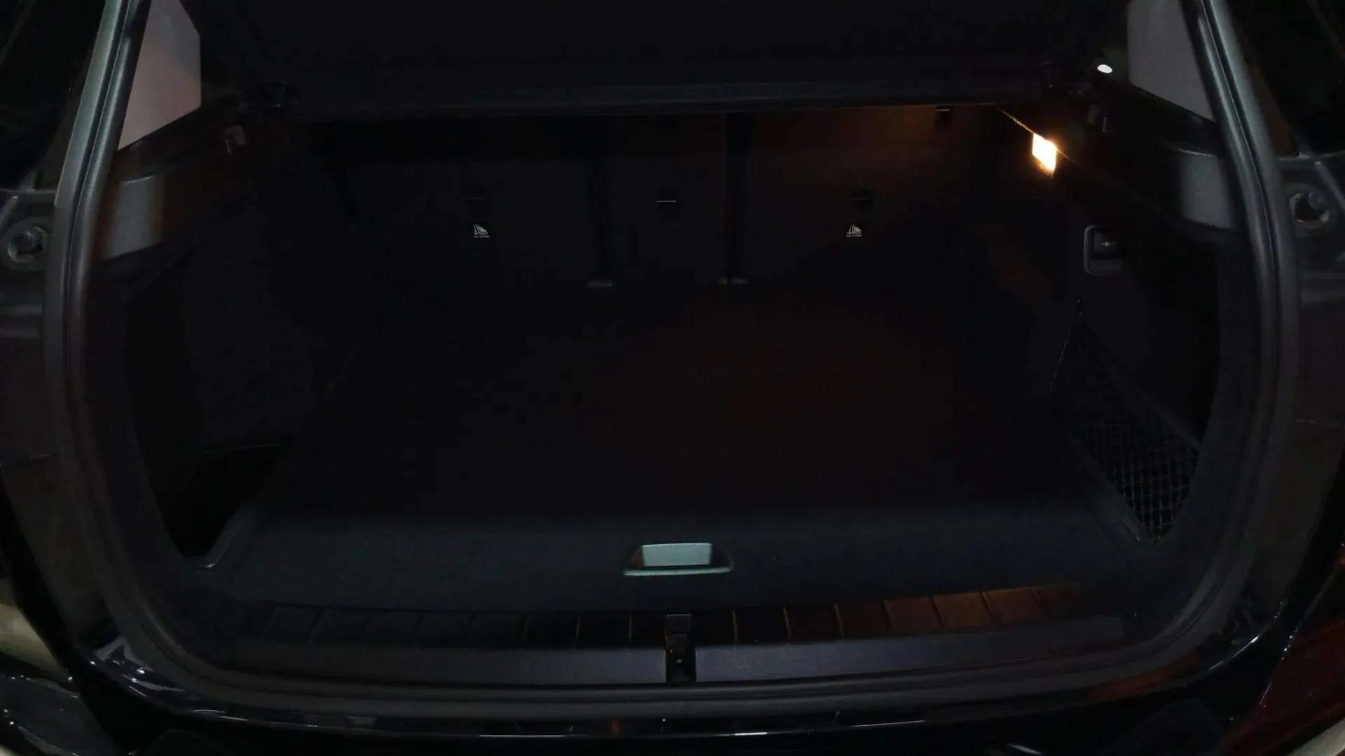 BMW X1 sDrive18d - foto 16