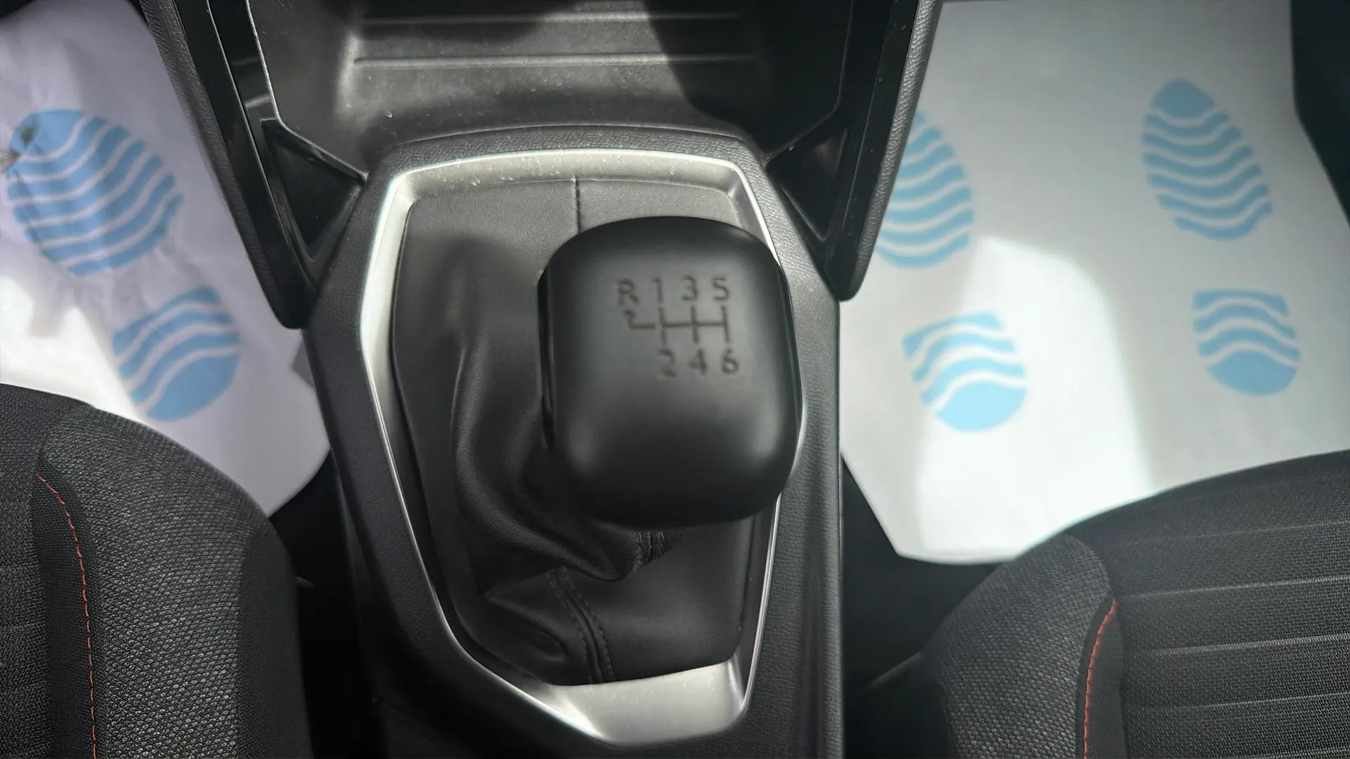 Peugeot 208 PureTech Active Pack - foto 23