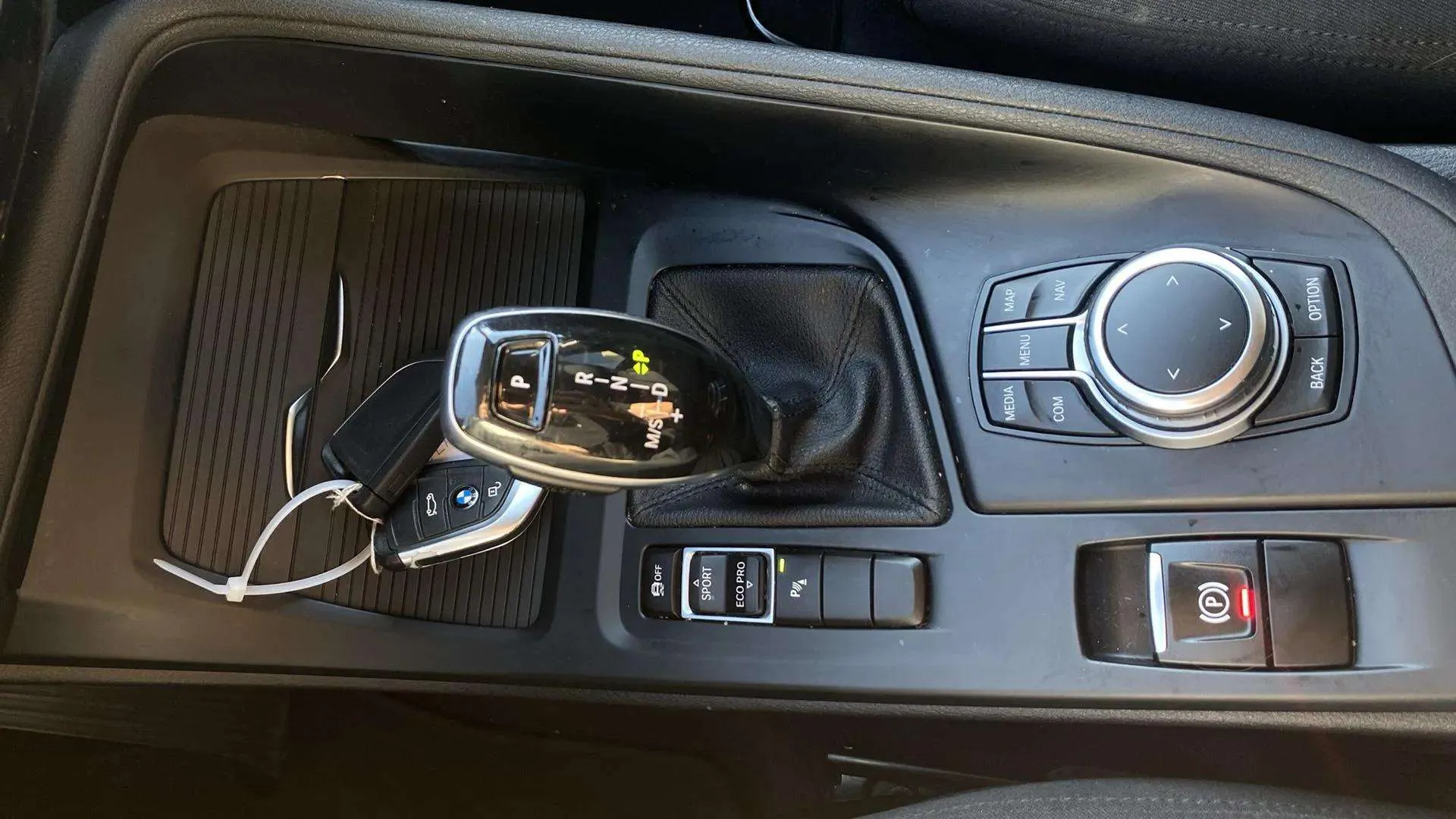 BMW X1 sDrive18d - foto 19