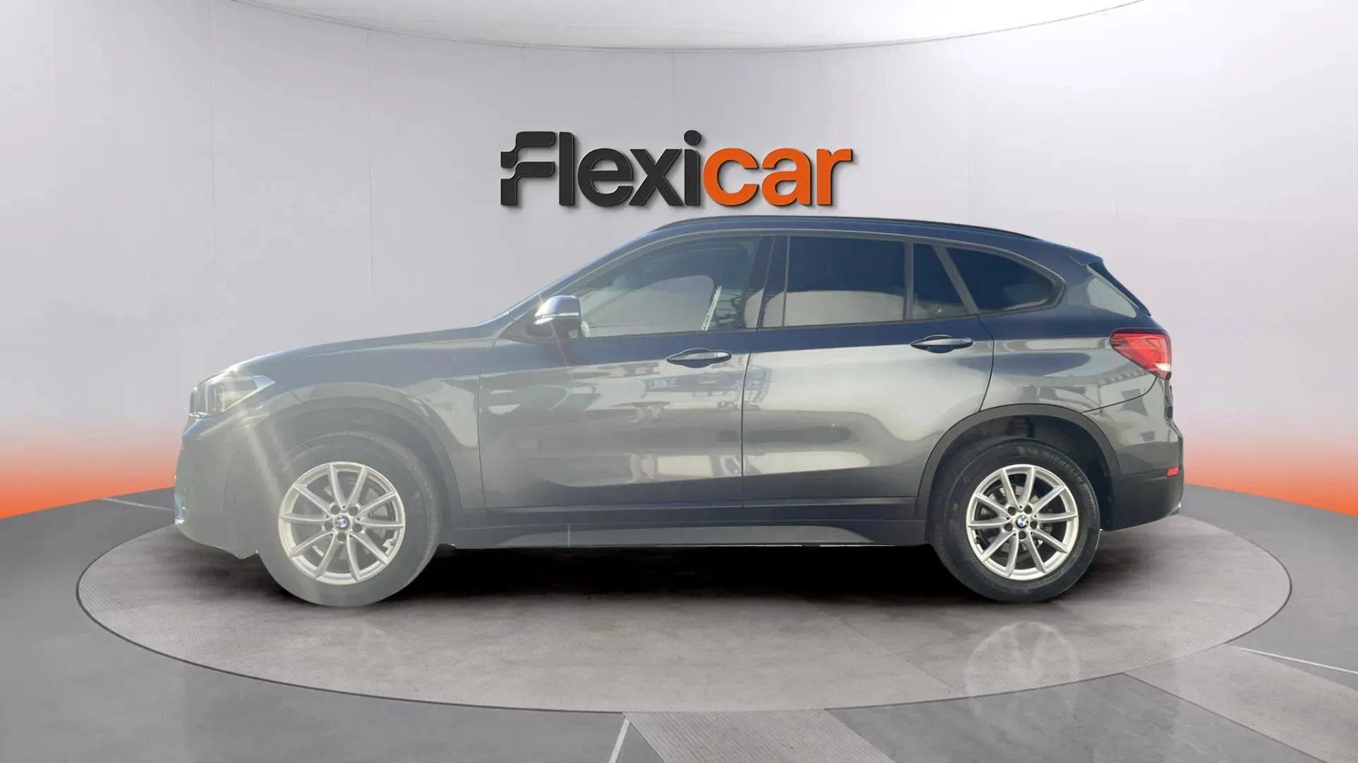BMW X1 sDrive18d - foto 4