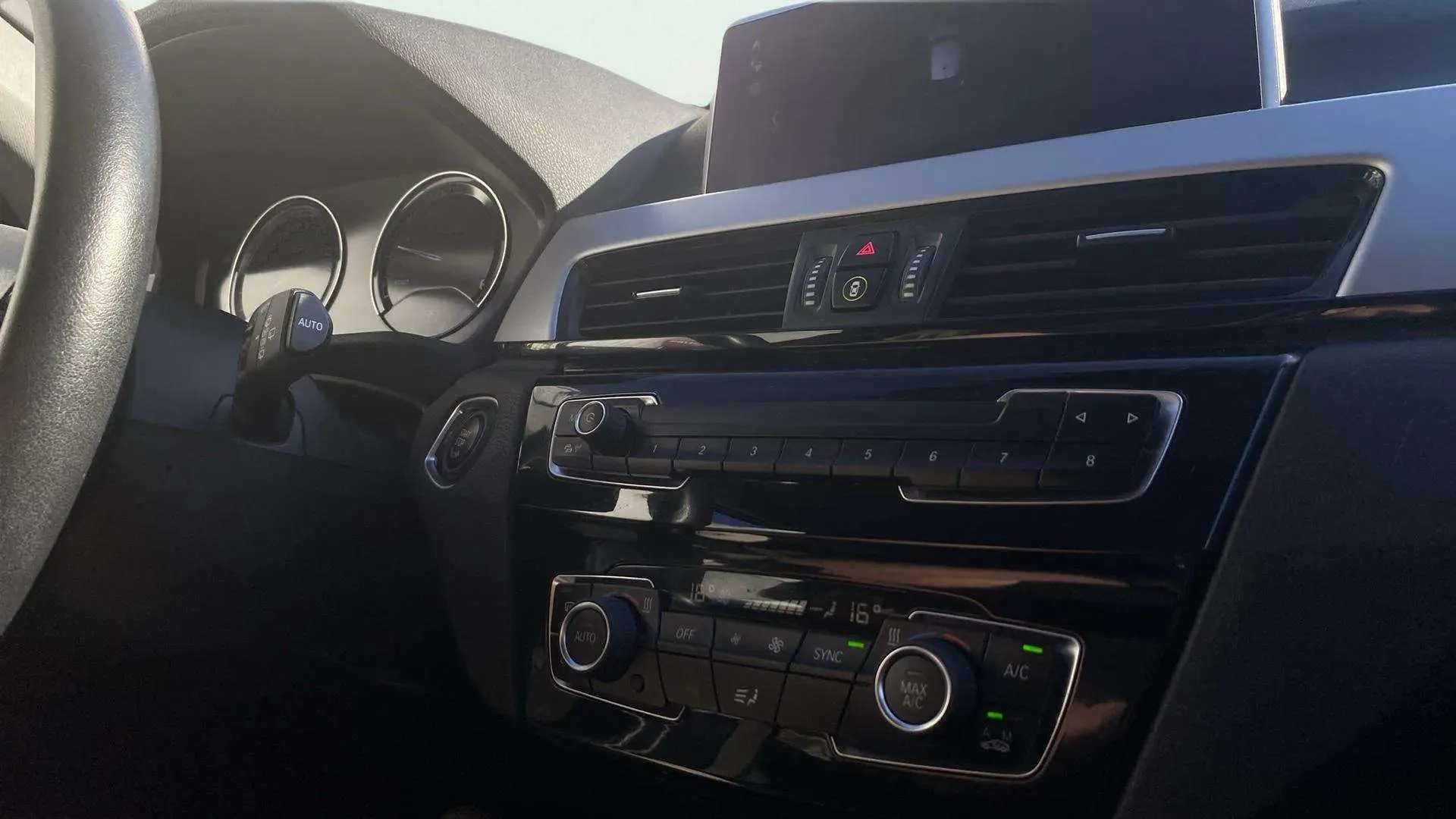 BMW X1 sDrive18d - foto 21