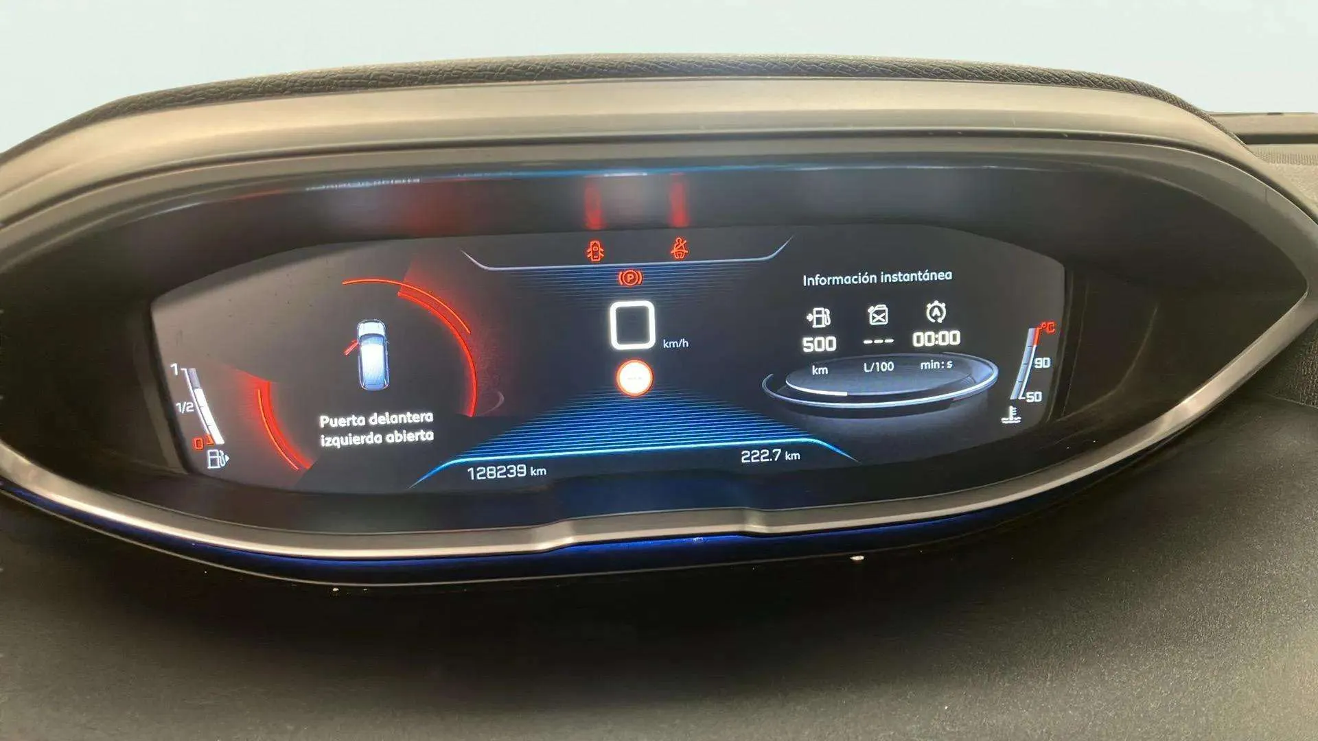 Peugeot 5008 Allure 1.6L BlueHDi - foto 8