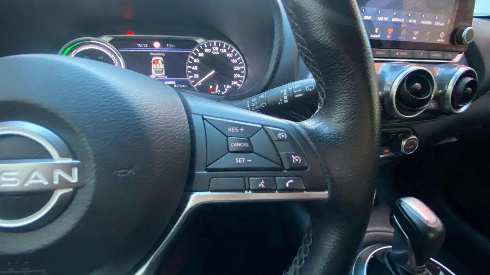 Nissan Juke 1.6 Hybrid N-Connecta - foto 11