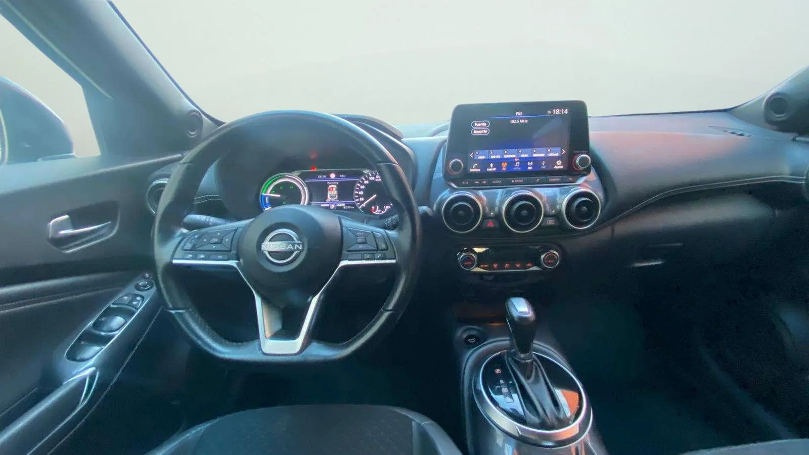 Nissan Juke 1.6 Hybrid N-Connecta - foto 8