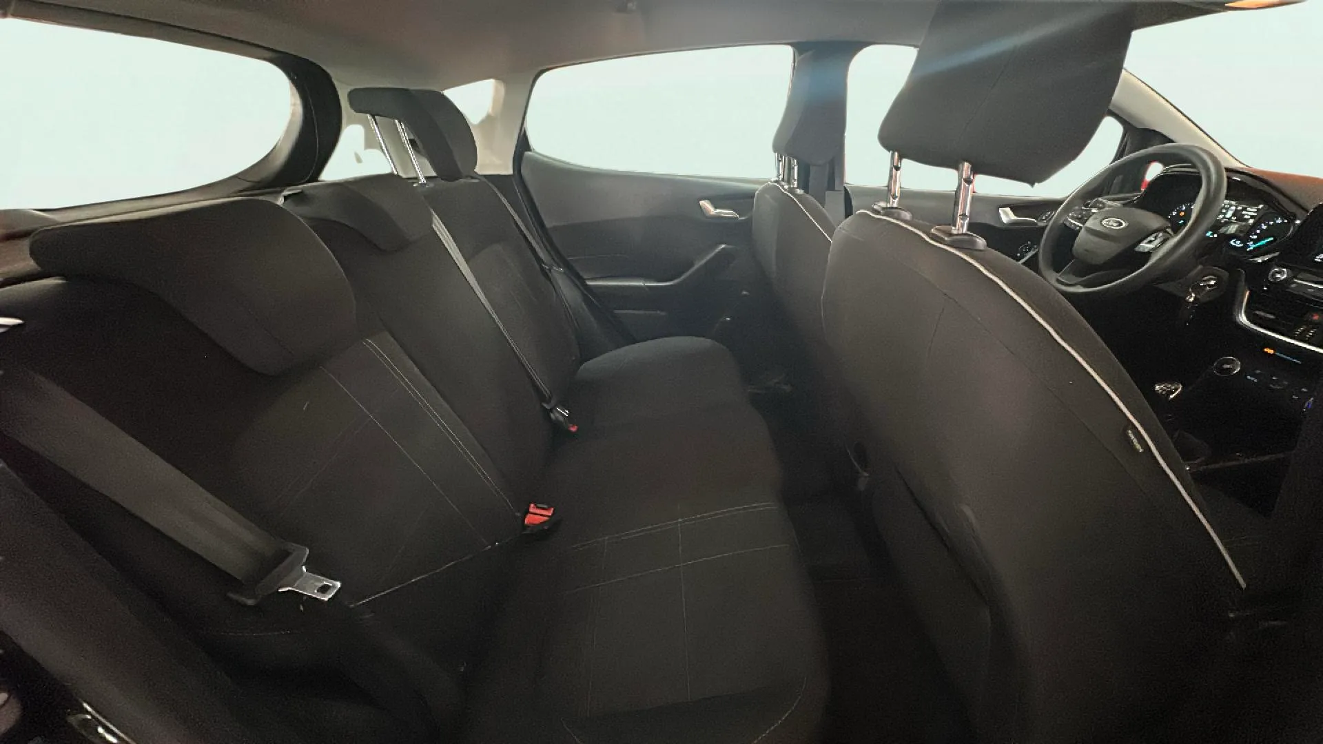 Ford Fiesta 1.0 EcoBoost Vignale - foto 21