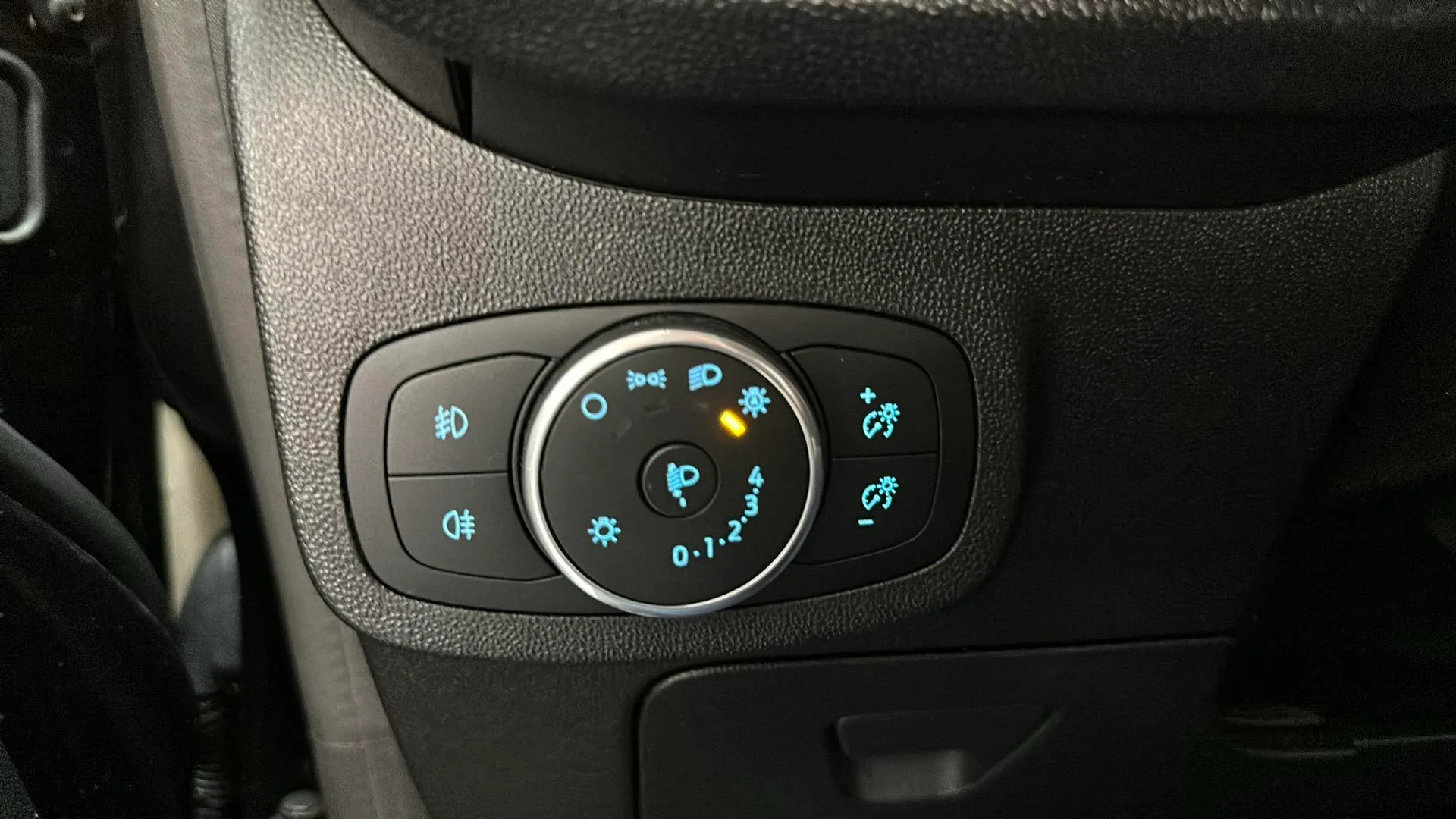 Ford Fiesta 1.0 EcoBoost Vignale - foto 15