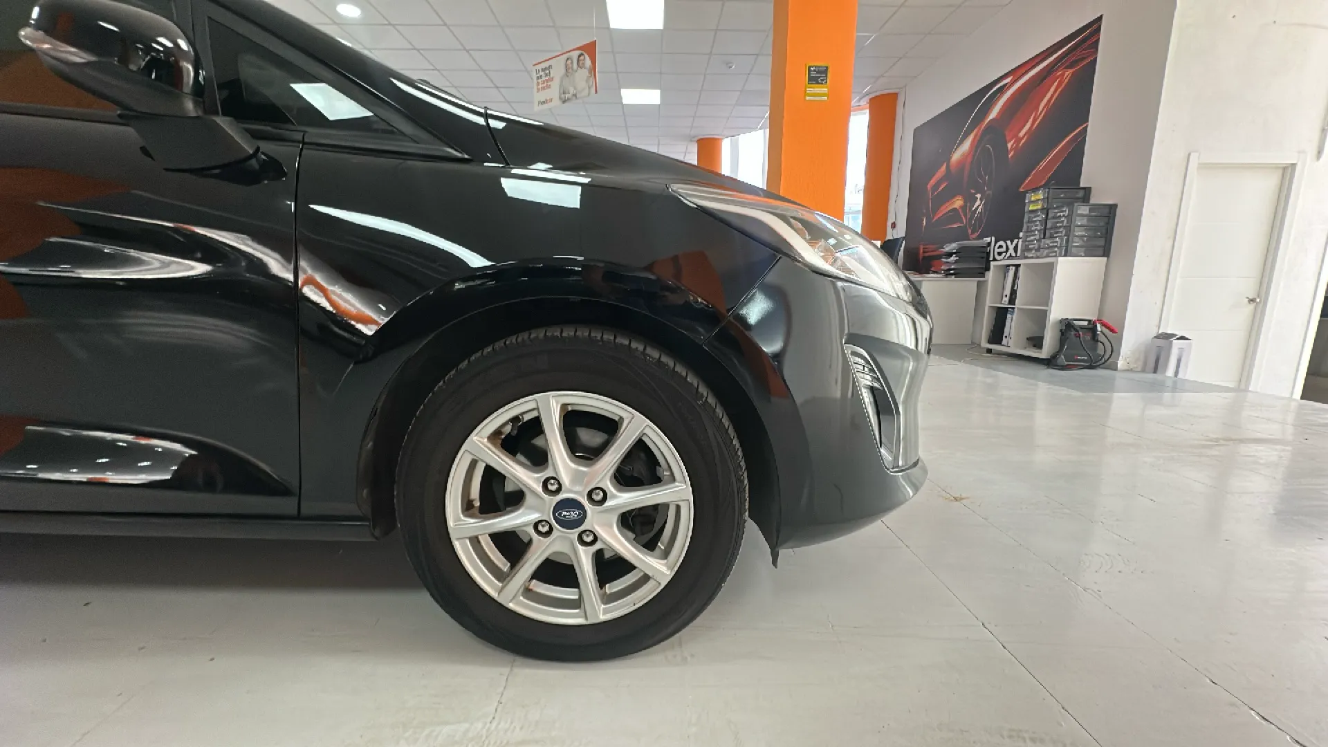 Ford Fiesta 1.0 EcoBoost Vignale - foto 9