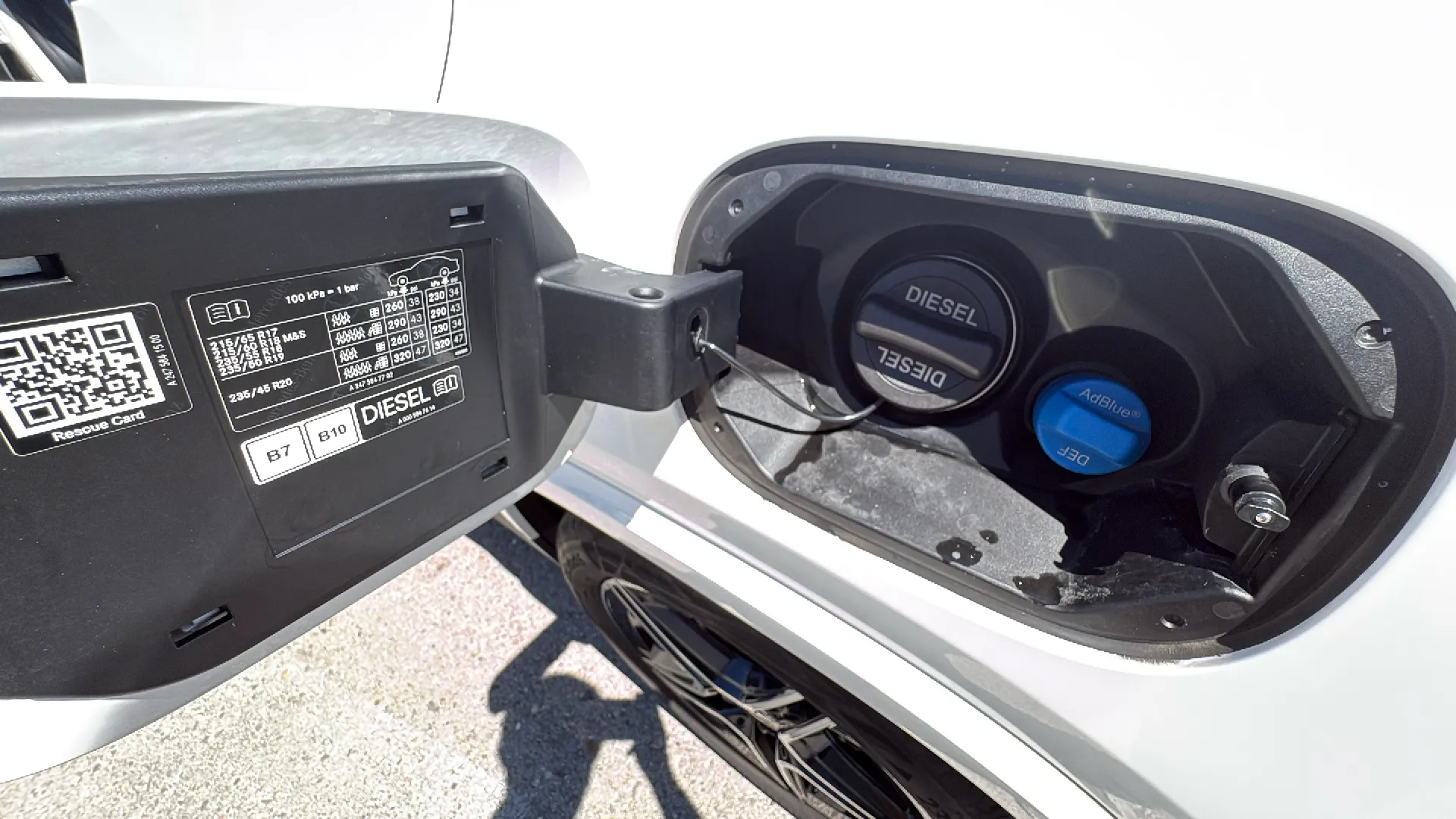 Mercedes-Benz GLA 200 D - foto 30