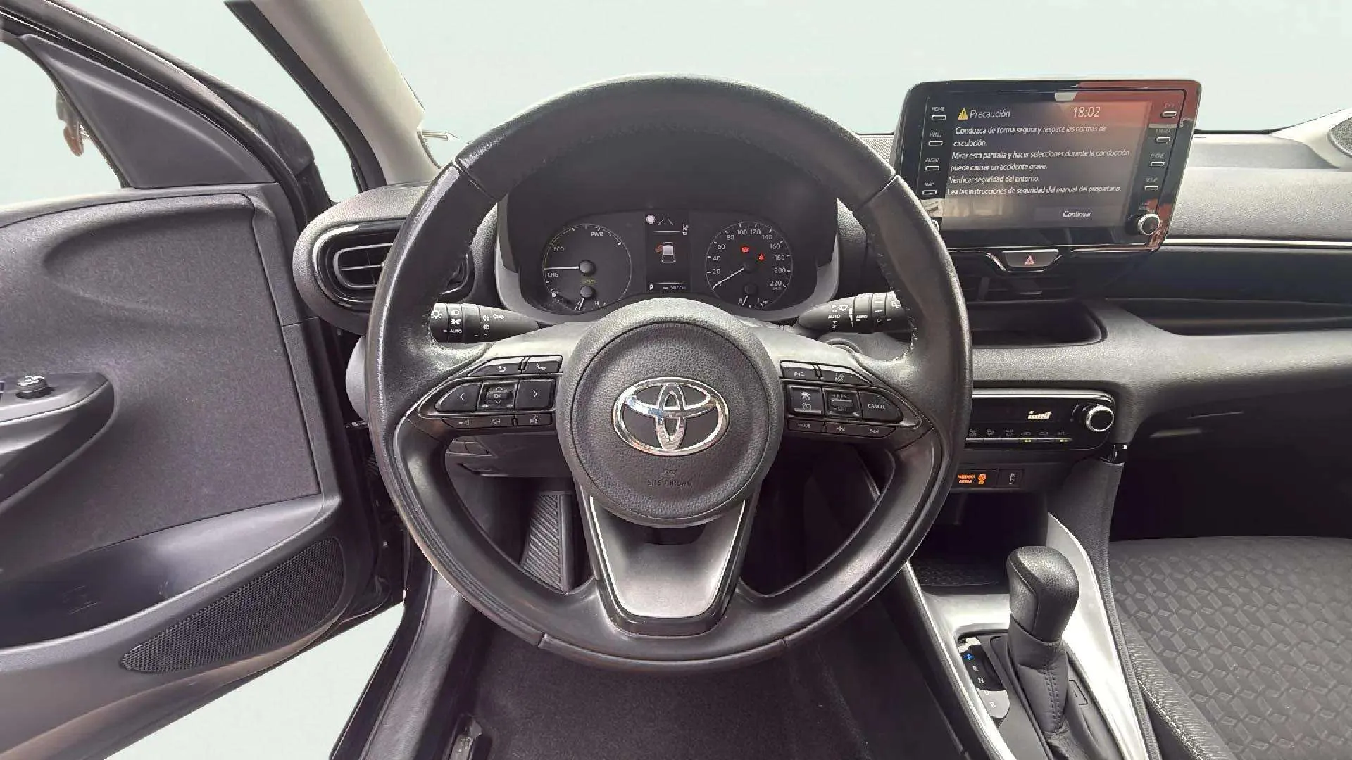 Toyota Yaris 1.5 120H Active Tech - foto 11