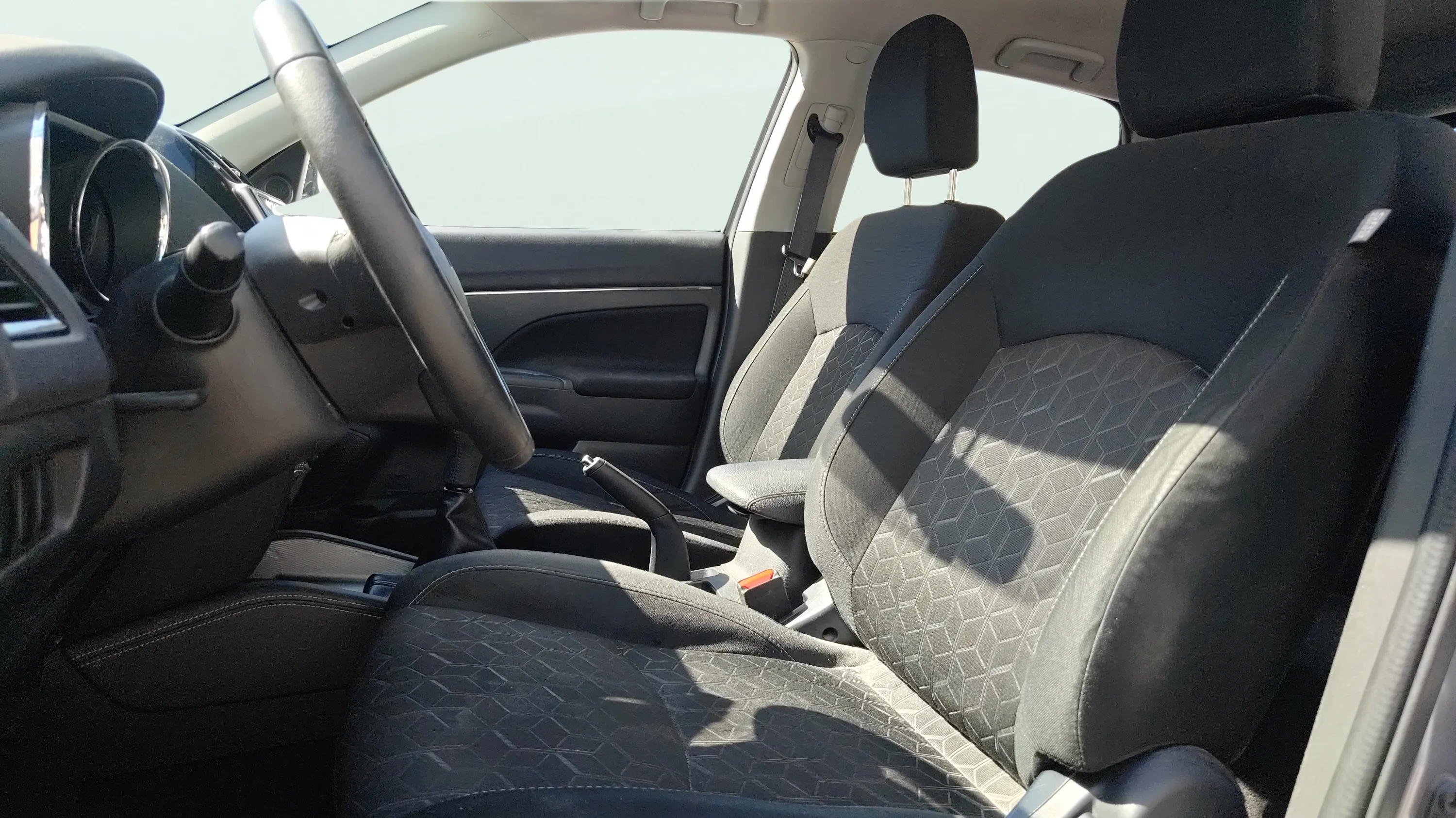 Mitsubishi ASX 200 MPI Spirit - foto 10