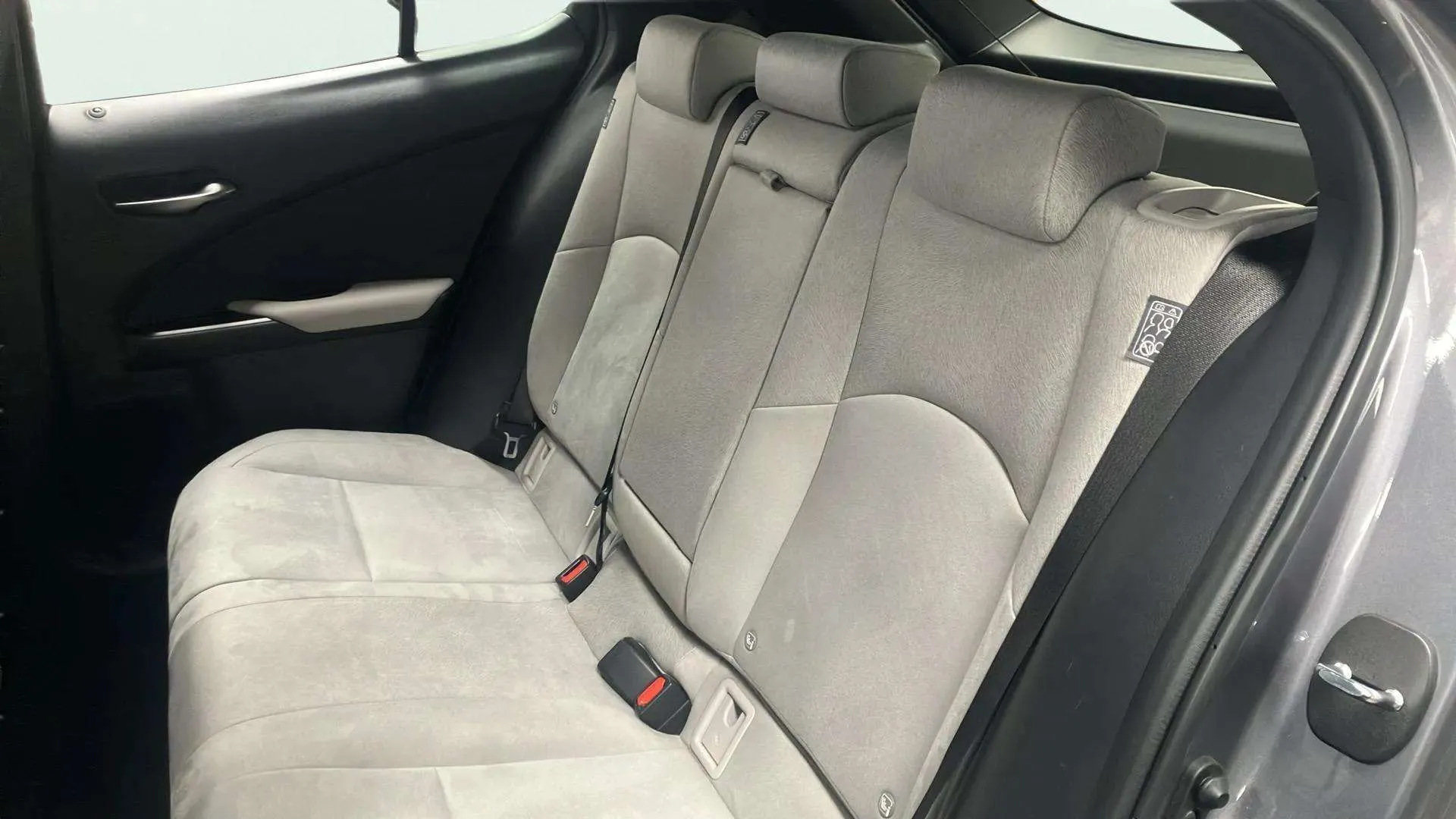Lexus UX 2.0 250h Premium - foto 10