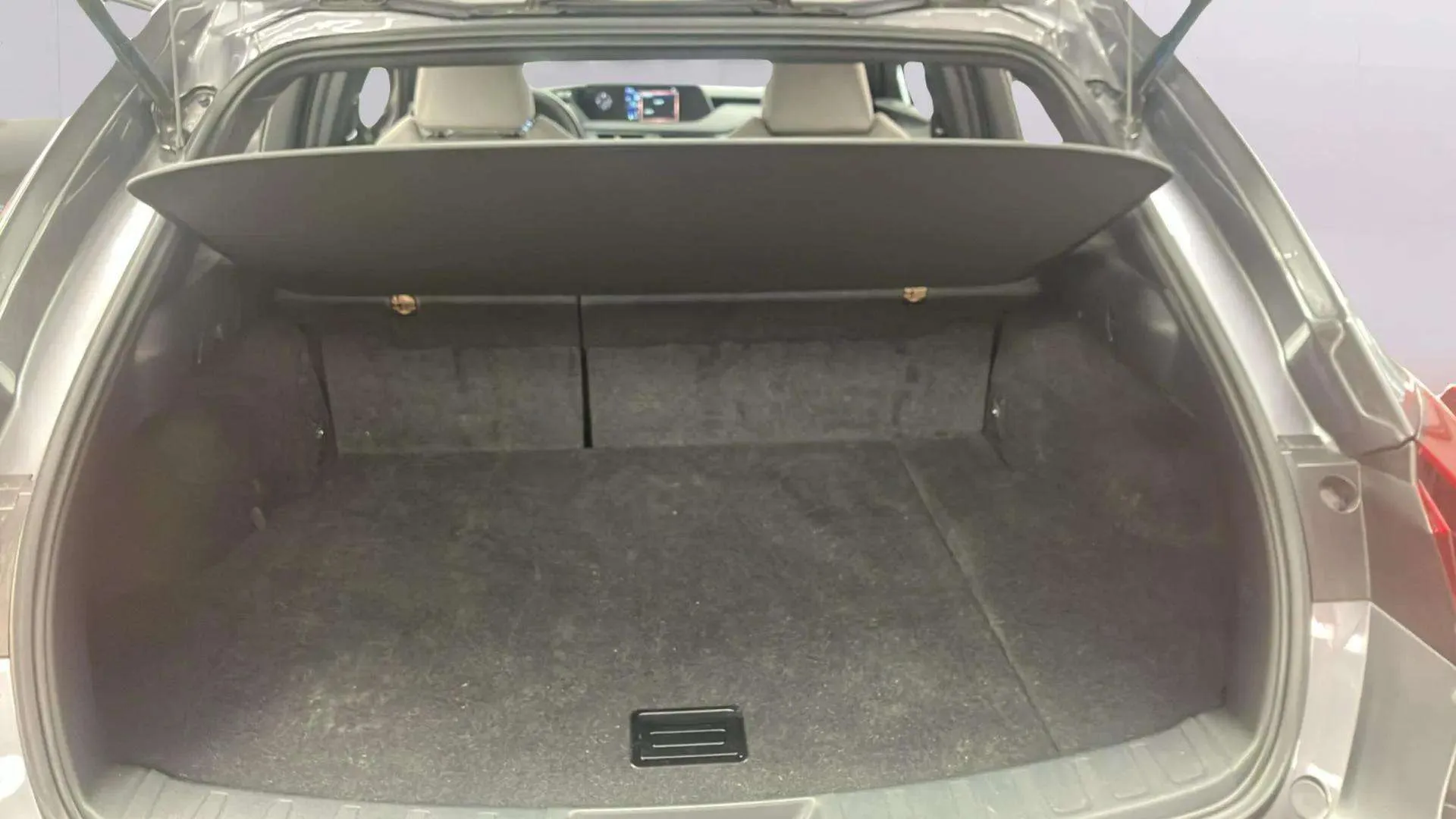 Lexus UX 2.0 250h Premium - foto 13