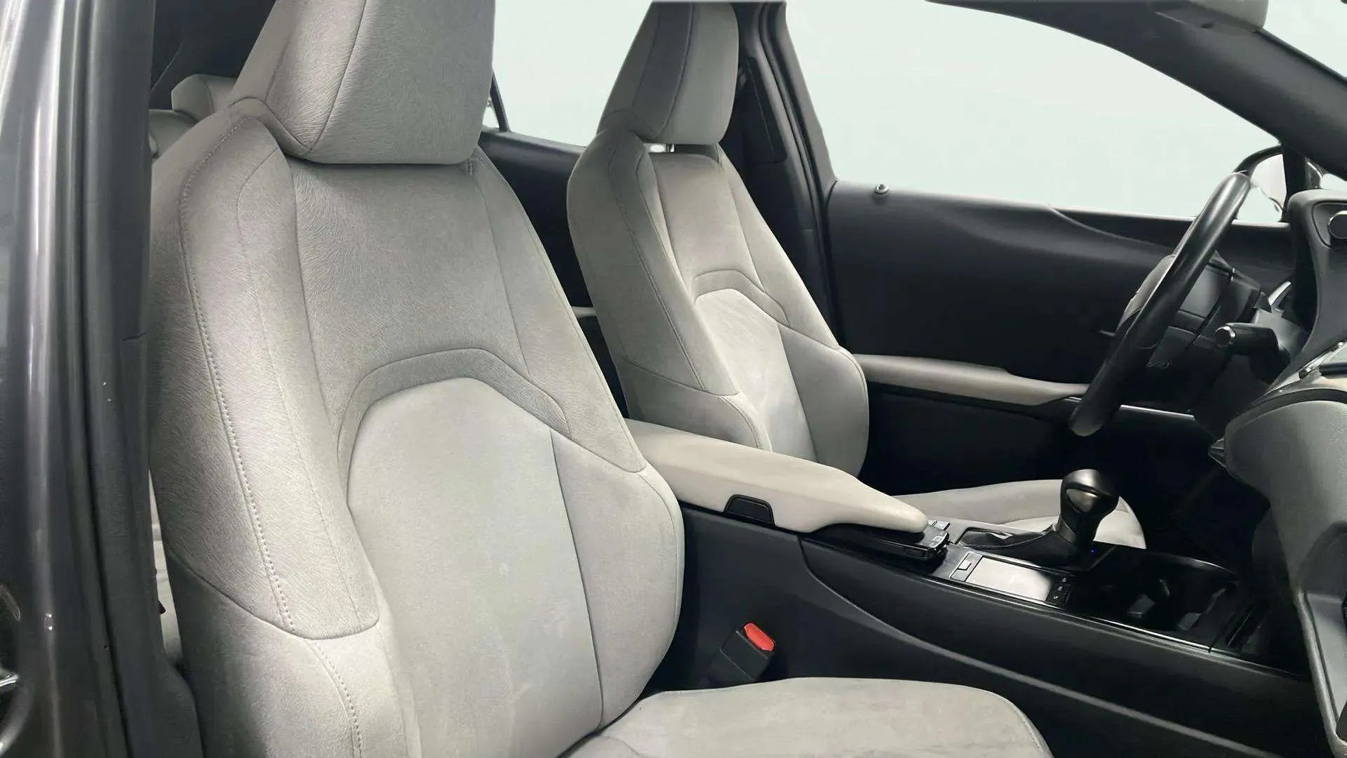 Lexus UX 2.0 250h Premium - foto 12