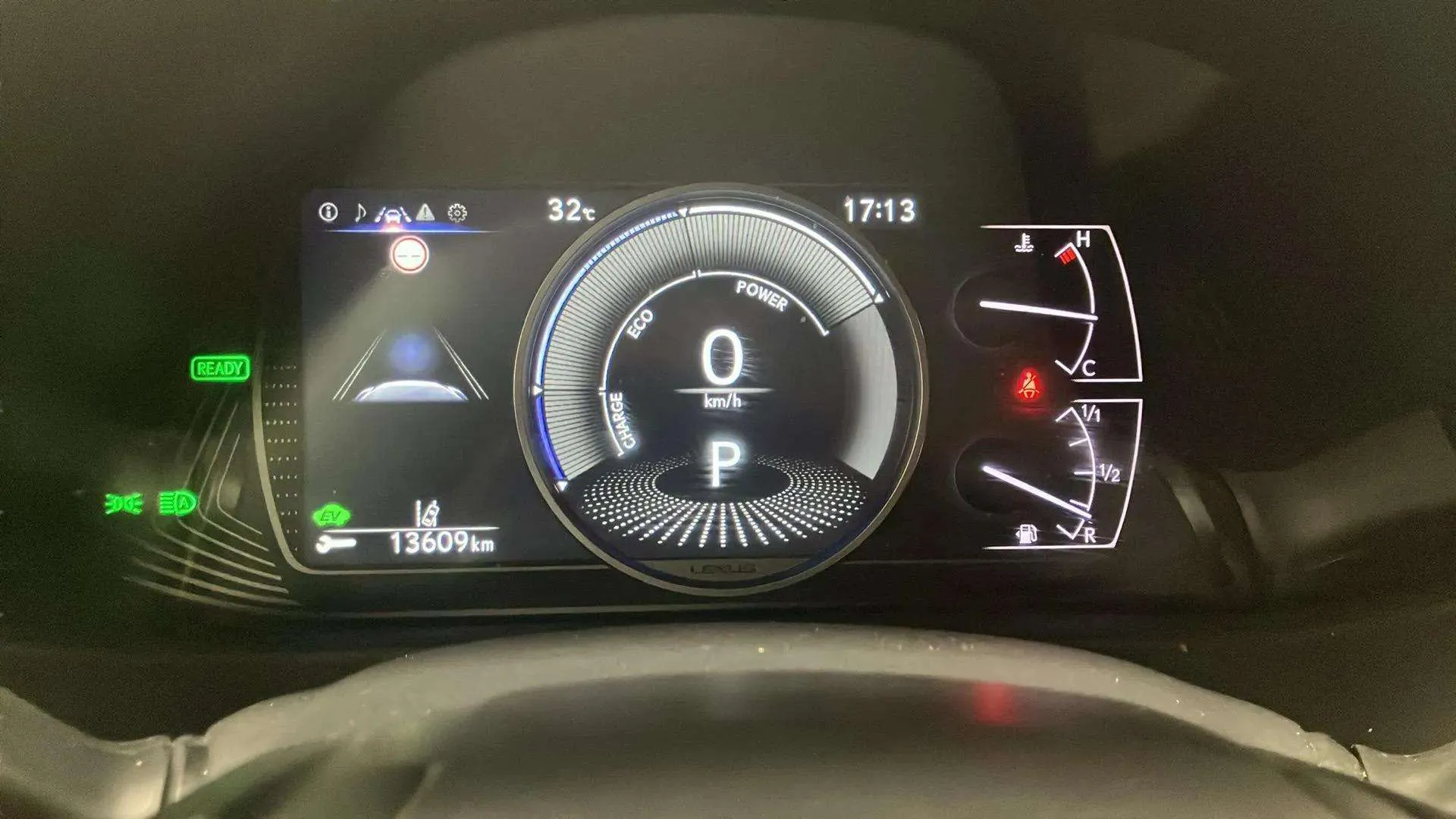 Lexus UX 2.0 250h Premium - foto 15