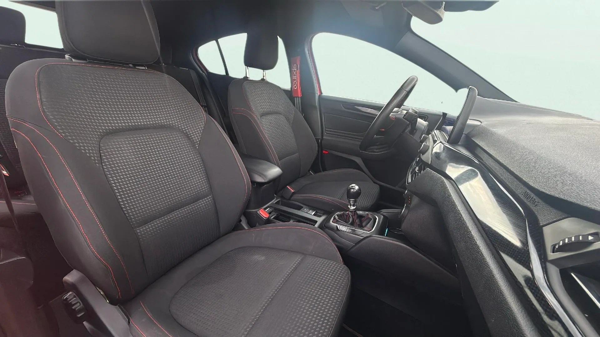 Ford Focus 1.0 EcoBoost MHEV Active - foto 13