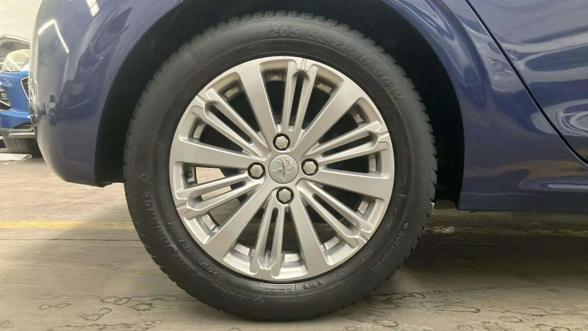 Peugeot 208 Allure 1.2L PureTech - foto 23