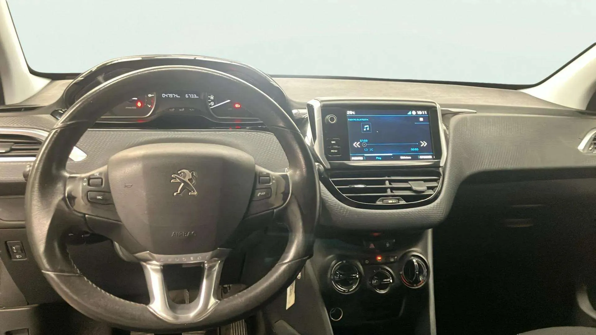 Peugeot 208 Allure 1.2L PureTech - foto 10