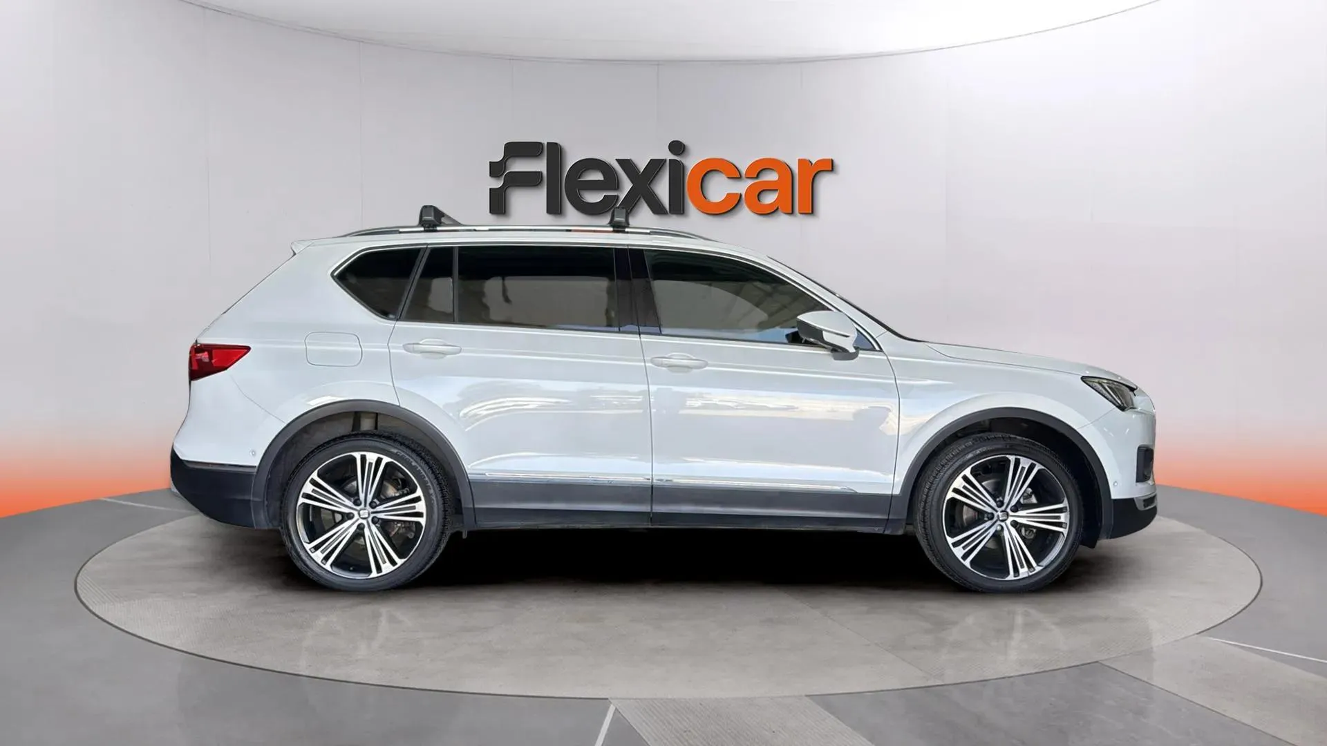 SEAT Tarraco 2.0 TDI Xcellence Plus - foto 3