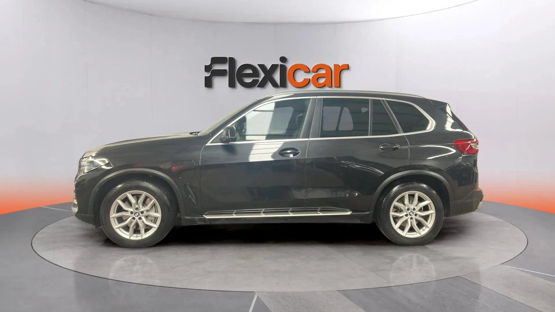 BMW X5 xDrive45e - foto 3