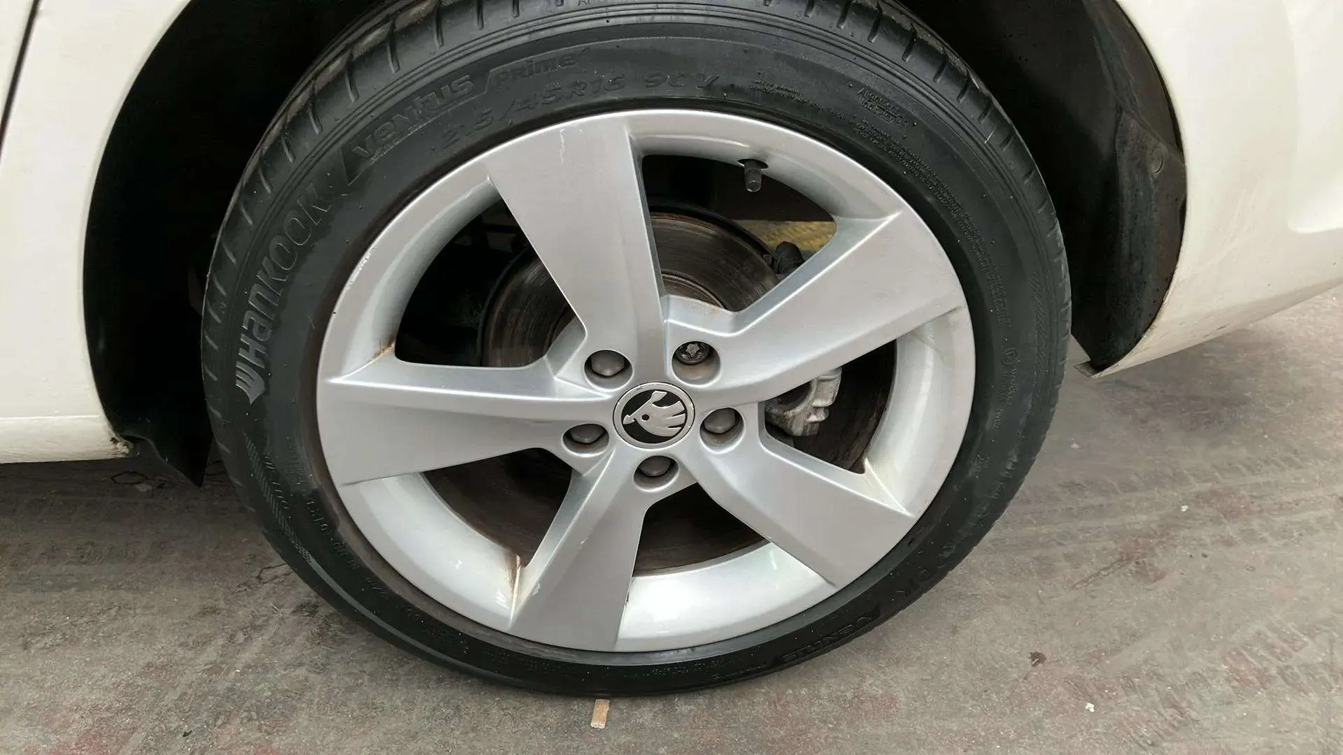 Škoda Rapid 1.0 TSI Ambit Spaceback - foto 22