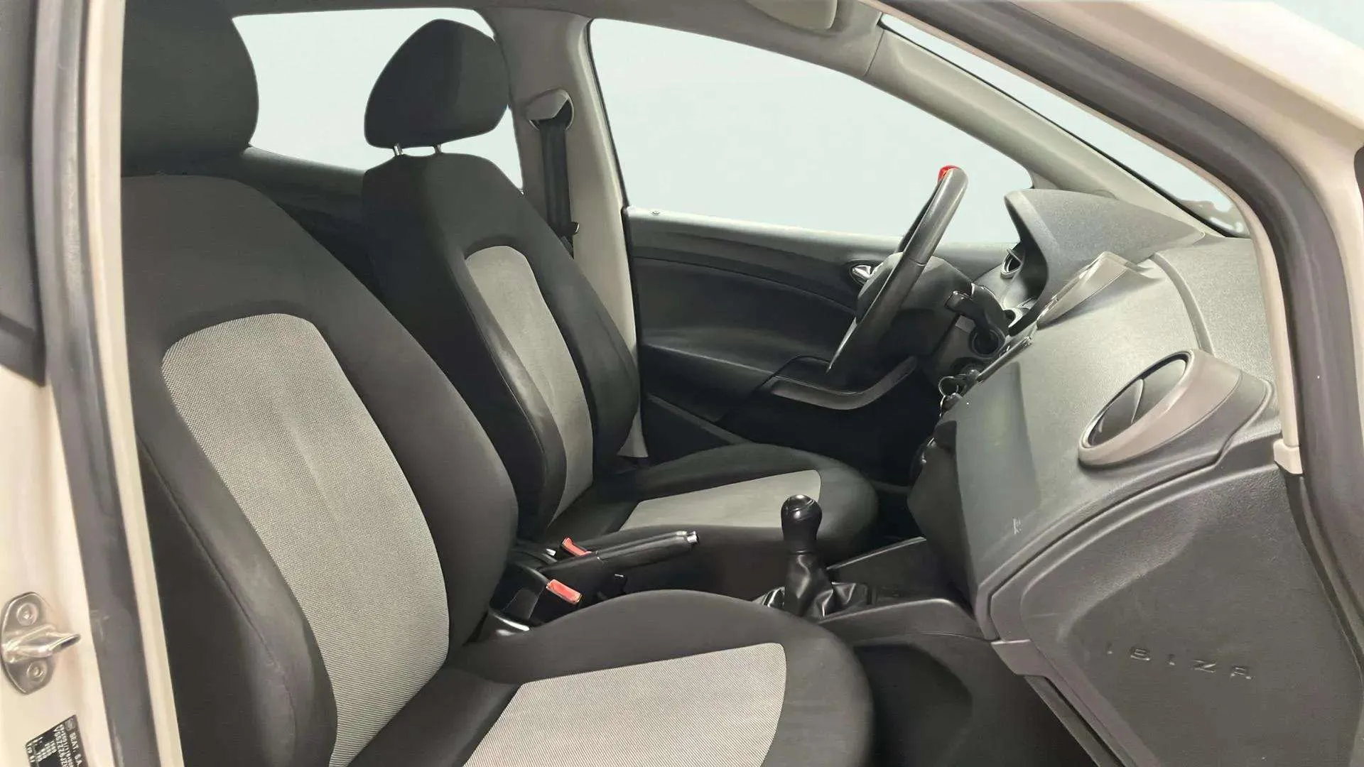 SEAT Ibiza 1.2 TSI Style - foto 11