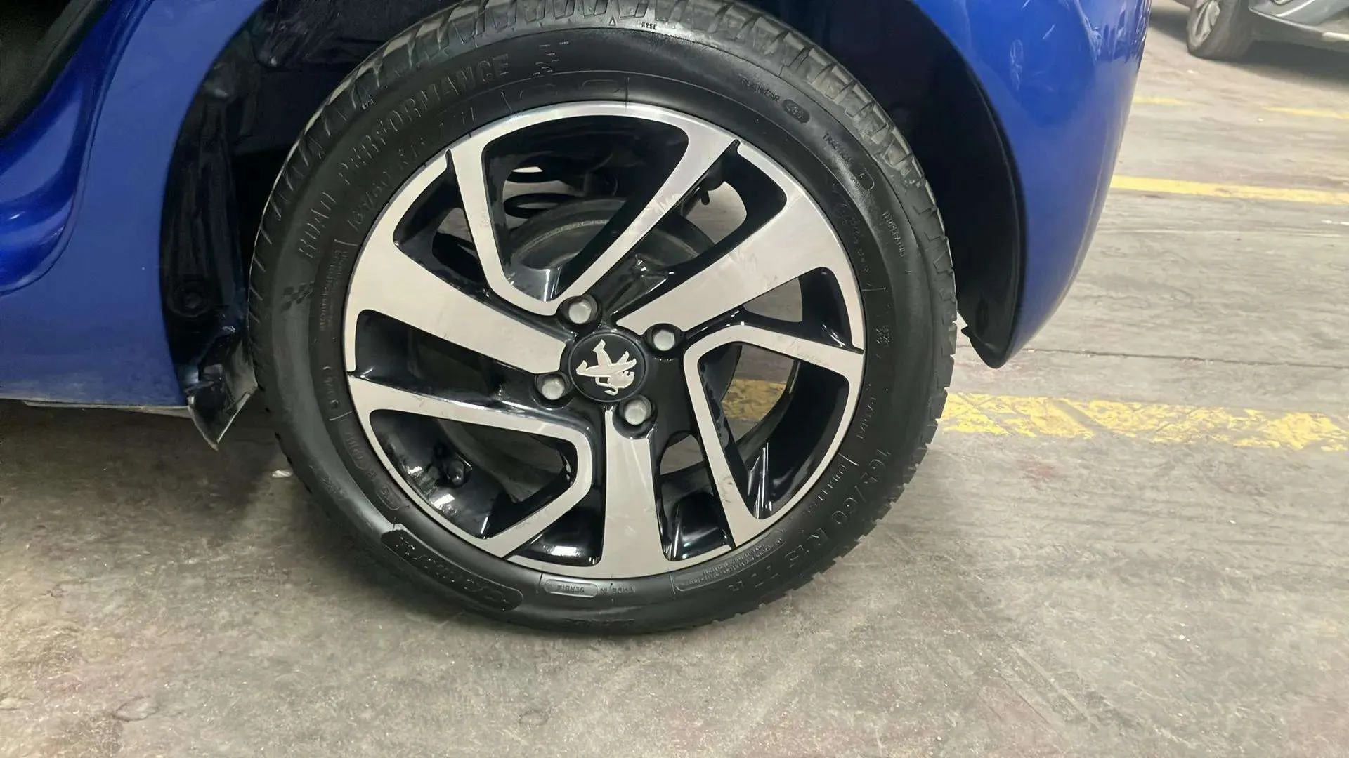 Peugeot 108 Allure VTi - foto 19
