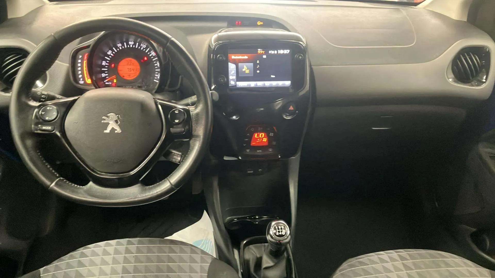 Peugeot 108 Allure VTi - foto 9