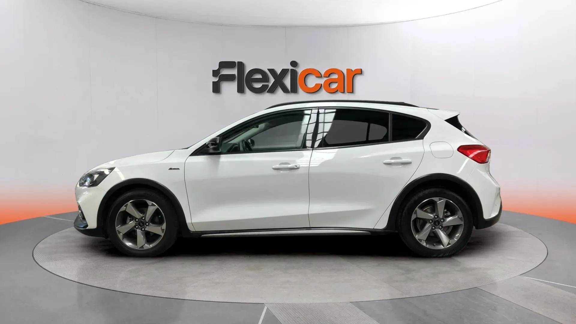Ford Focus 1.0 EcoBoost MHEV ST-Line X - foto 3