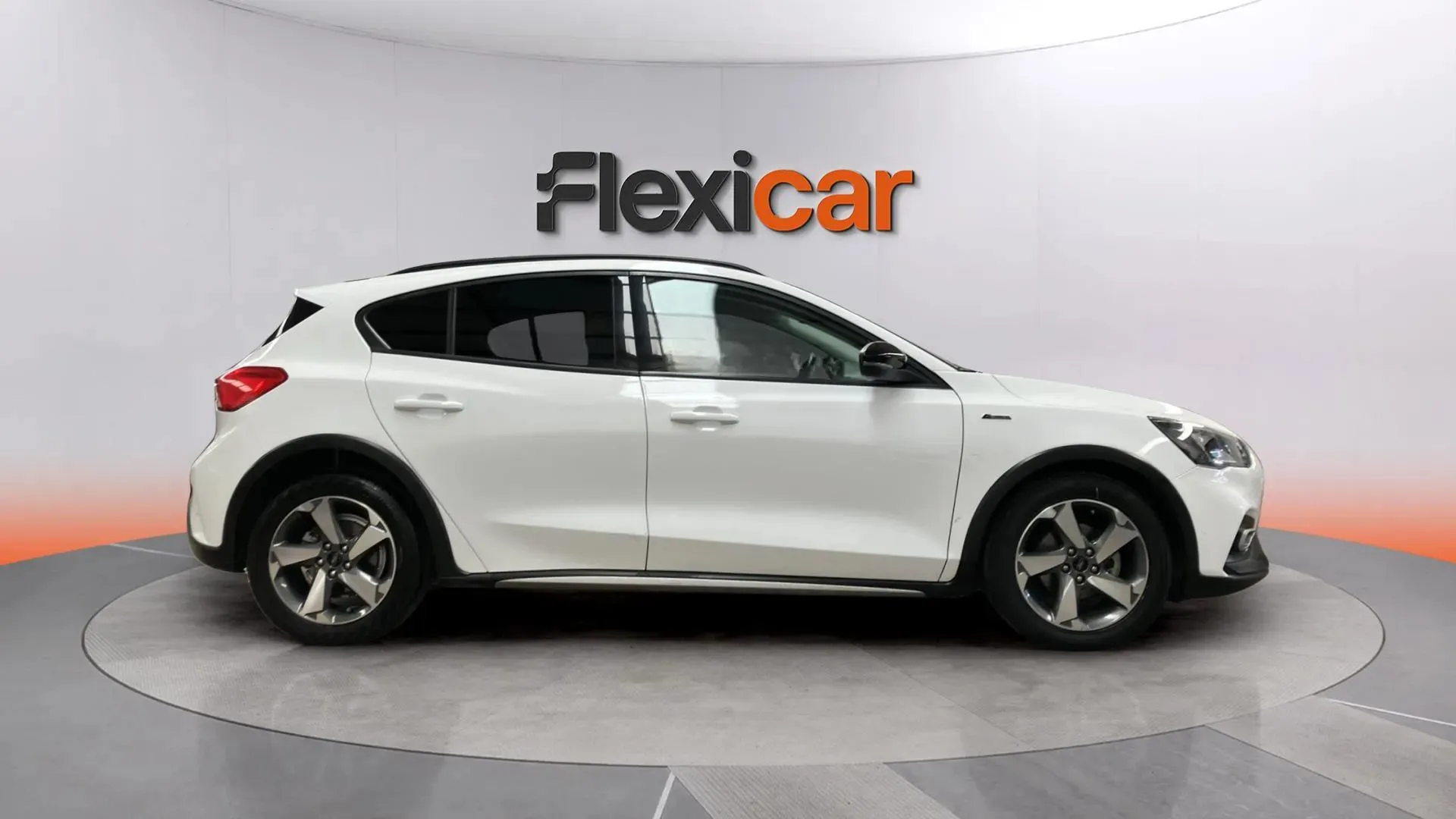 Ford Focus 1.0 EcoBoost MHEV ST-Line X - foto 5