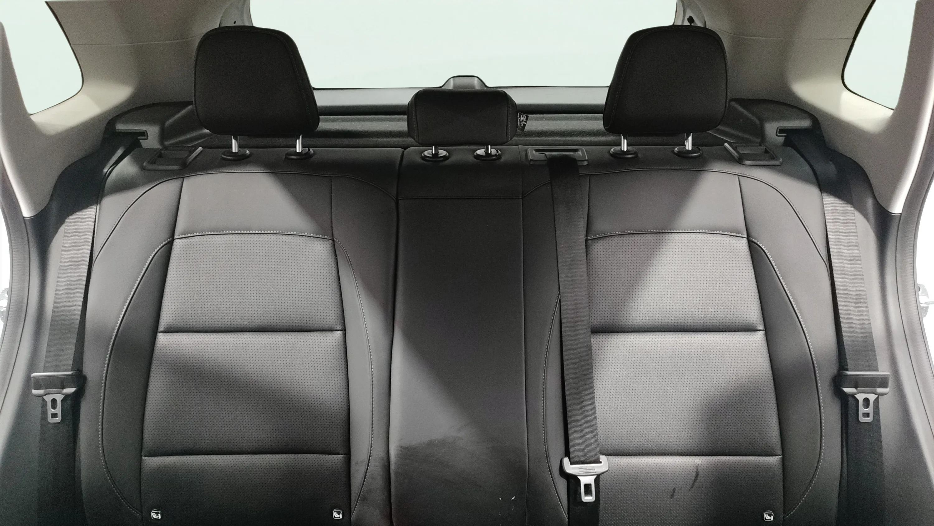 MG ZS Hybrid+ Luxury - foto 29