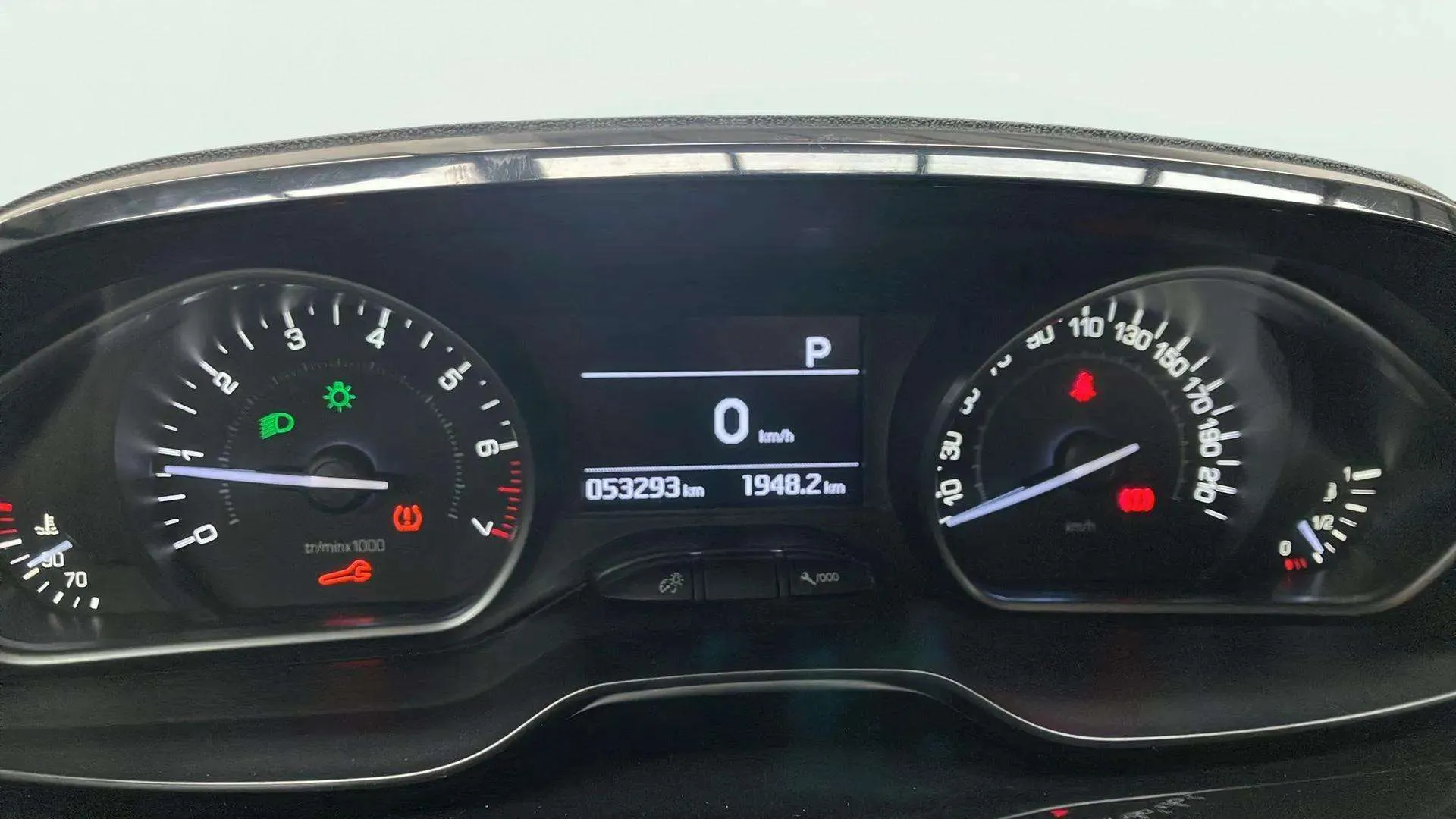 Peugeot 208 Signature 1.2L PureTech - foto 11