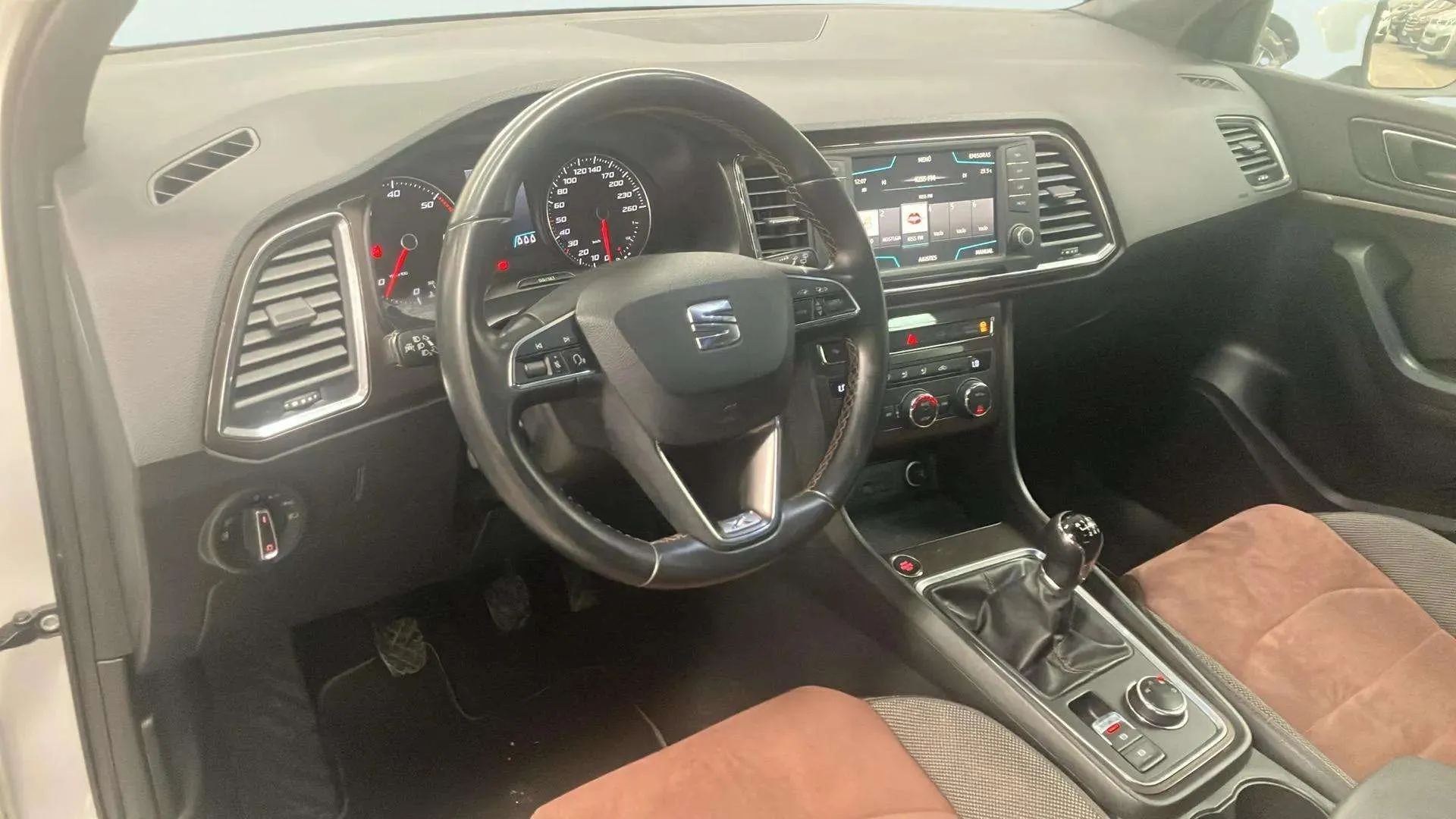 SEAT Ateca 1.6 TDI St&Sp Xcellence Eco - foto 9