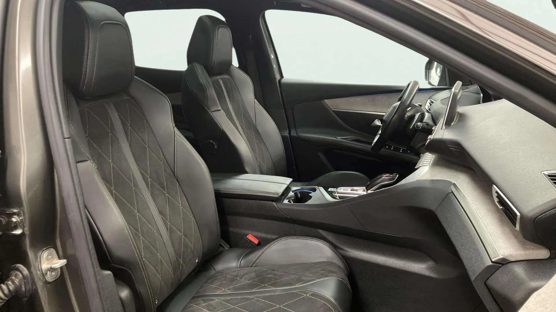 Peugeot 3008 2.0BLUEHDI GT - foto 12