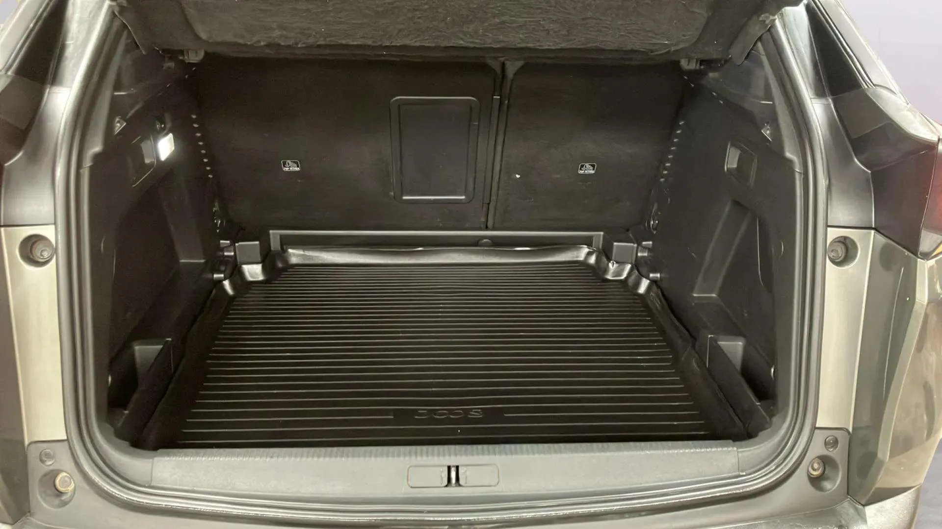 Peugeot 3008 2.0BLUEHDI GT - foto 13