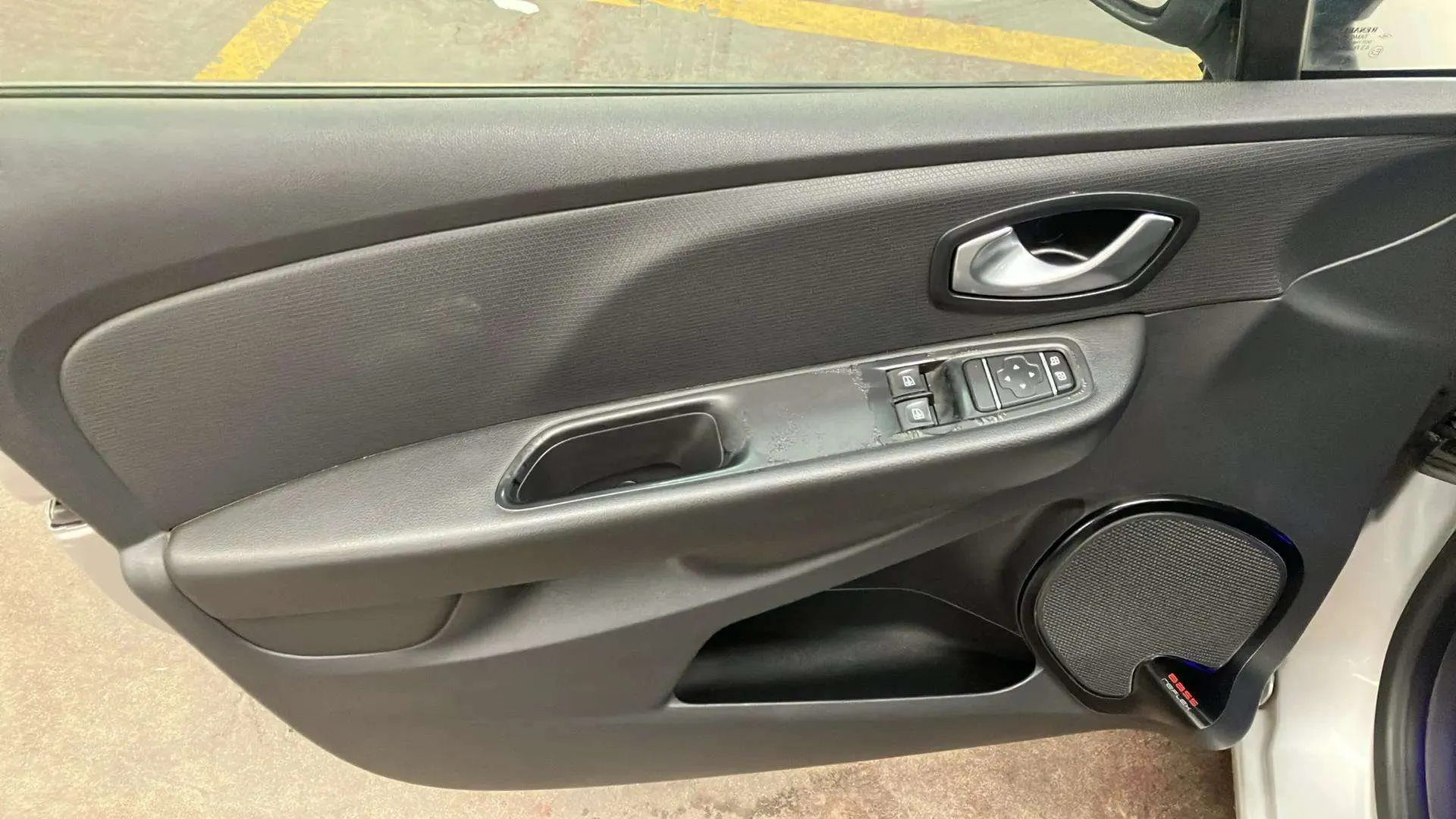 Renault Clio Limited TCe -18 - foto 17