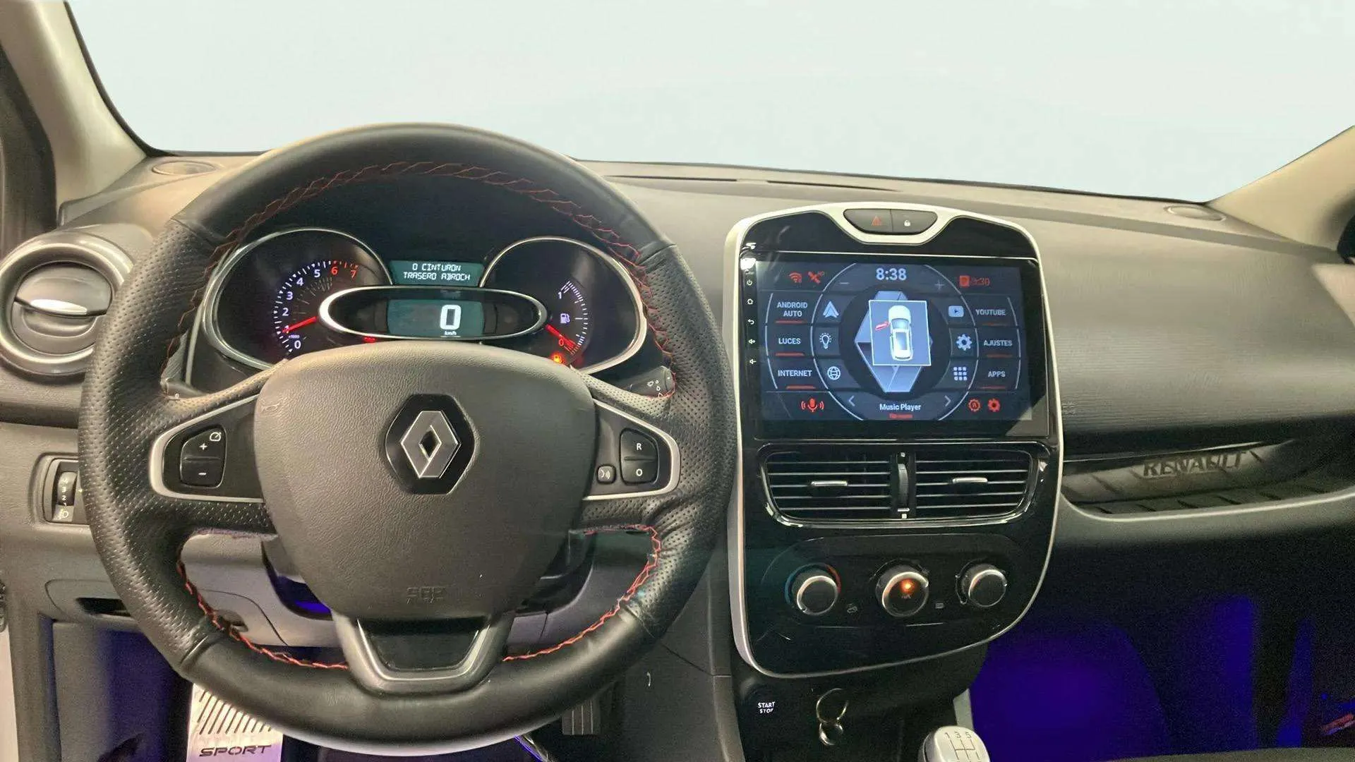 Renault Clio Limited TCe -18 - foto 10