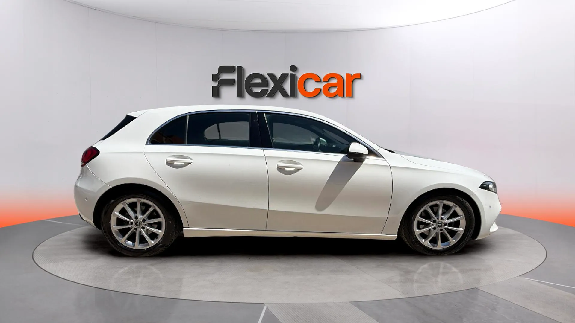 Mercedes-Benz Clase A A 180 d - foto 7