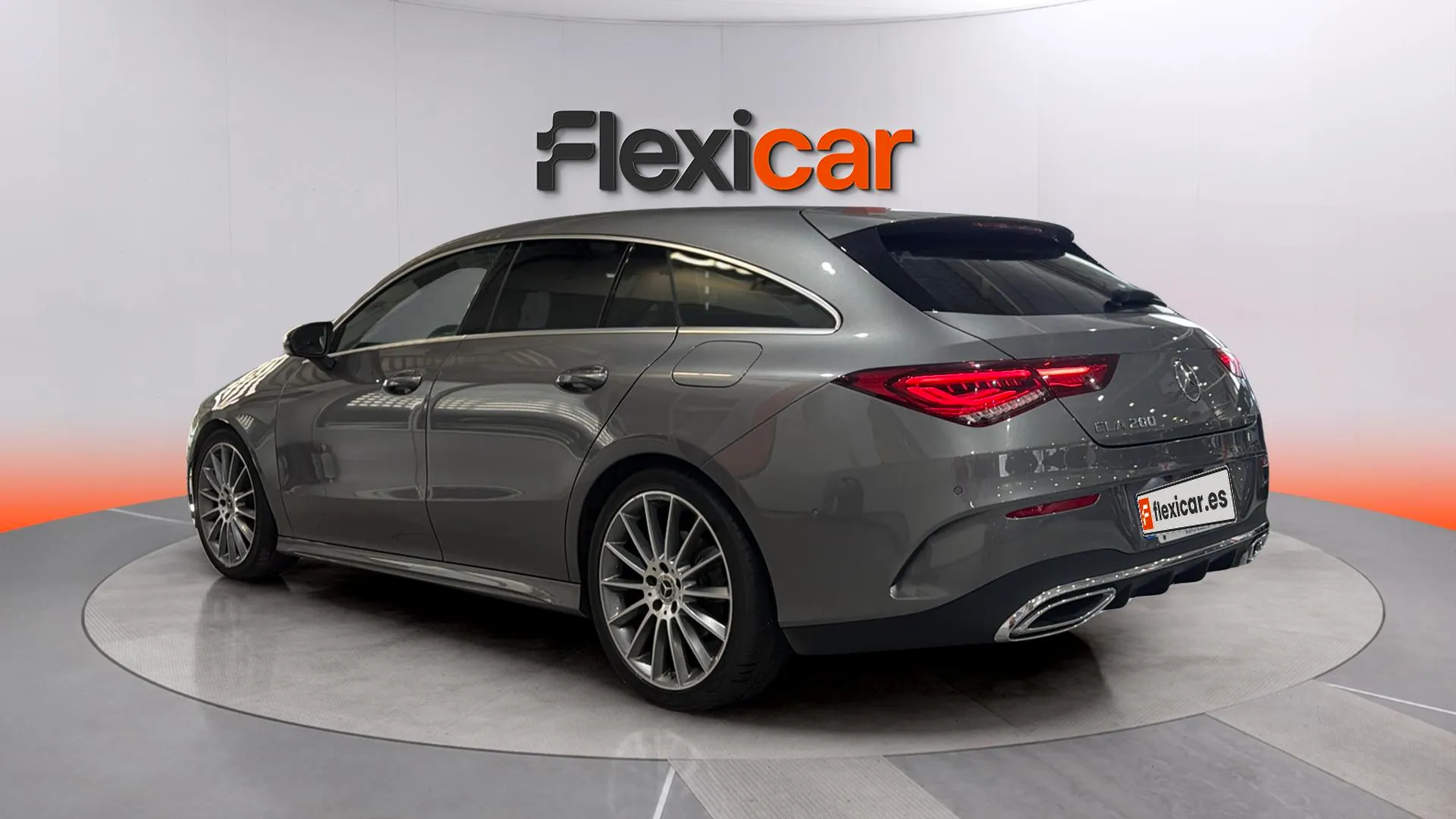 Mercedes-Benz CLA 200 Shooting Brake - foto 6