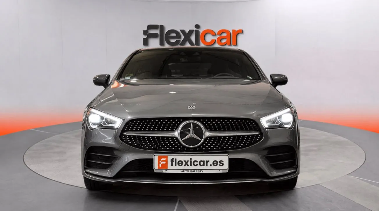 Mercedes-Benz CLA 200 Shooting Brake - foto 2