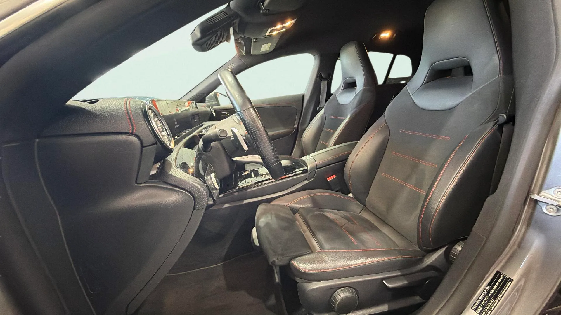 Mercedes-Benz CLA 200 Shooting Brake - foto 16
