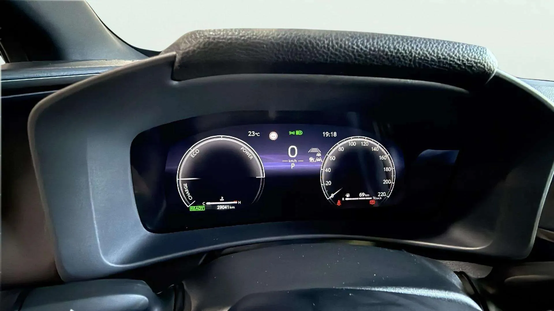 Toyota C-HR 1.8 140H Advance - foto 9