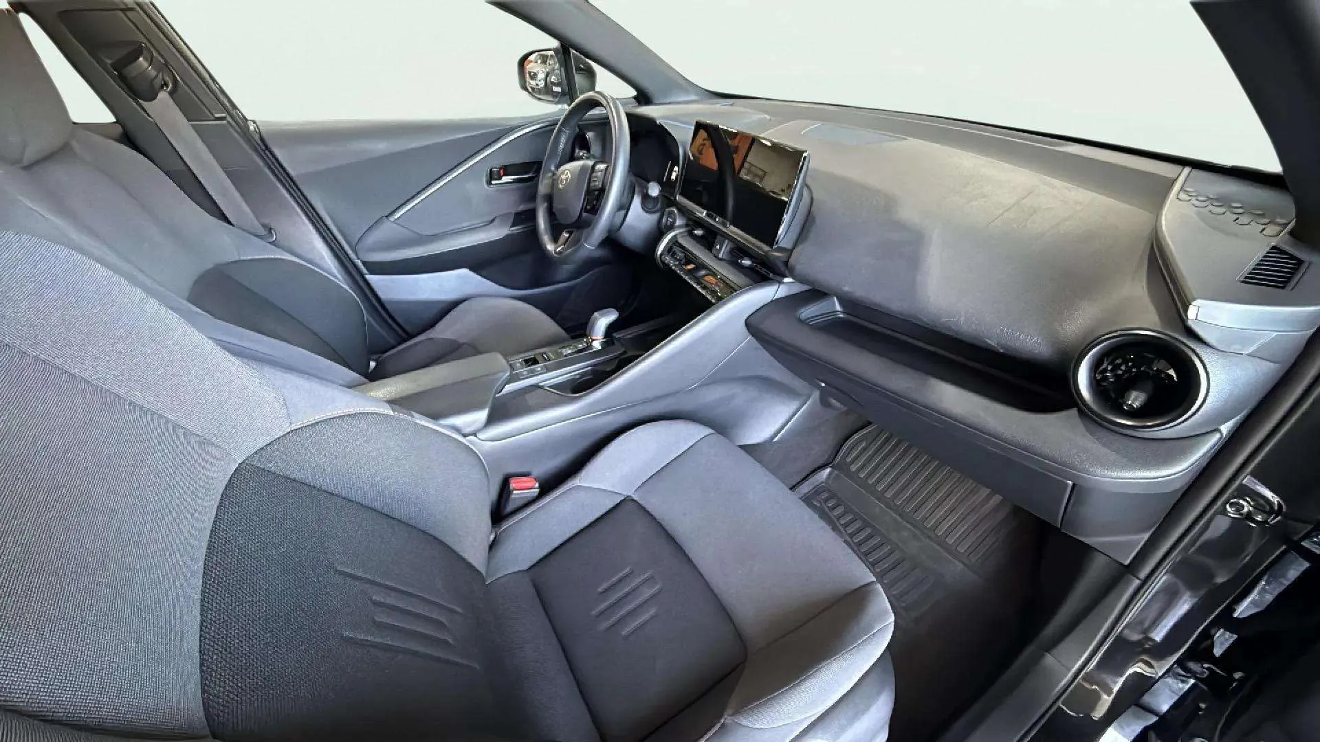 Toyota C-HR 1.8 140H Advance - foto 11