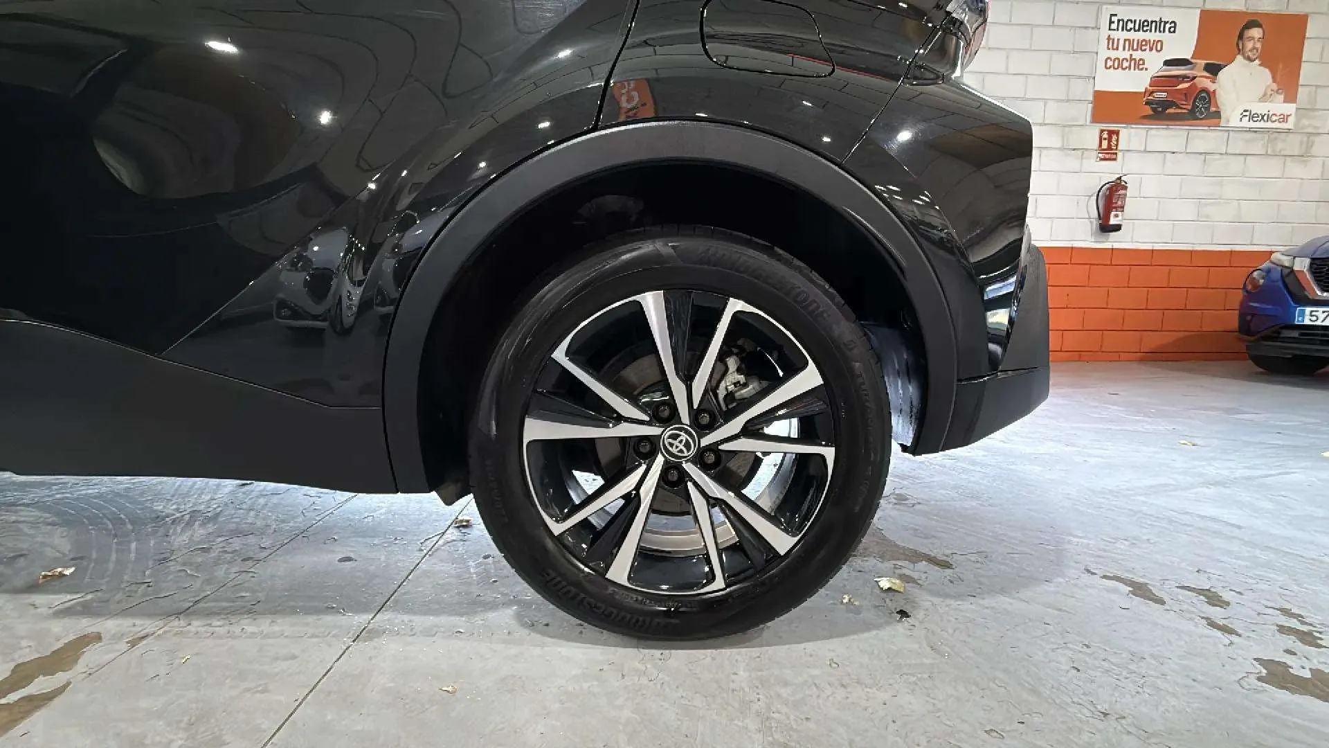 Toyota C-HR 1.8 140H Advance - foto 17